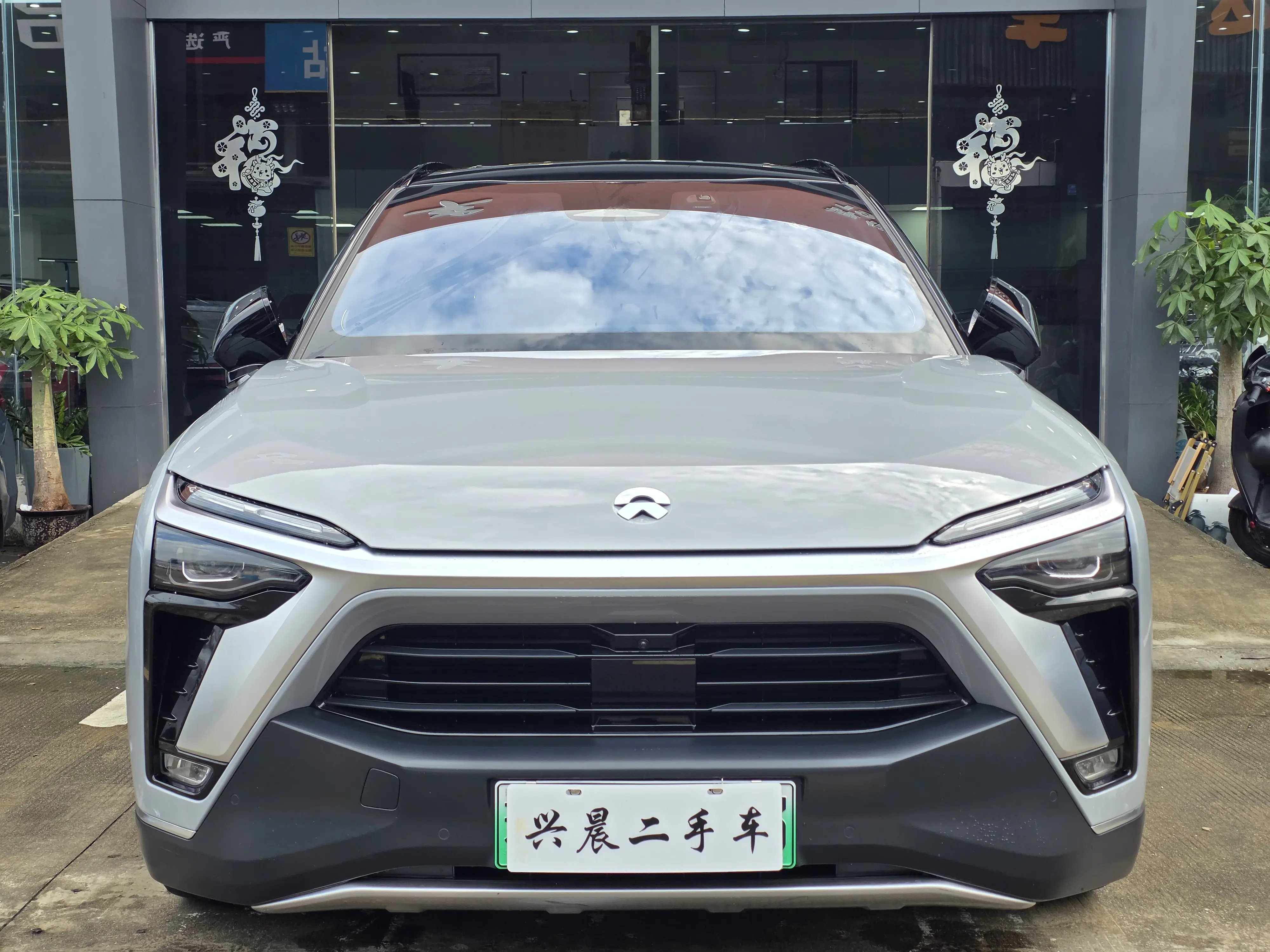 NIO ES8  из Китая