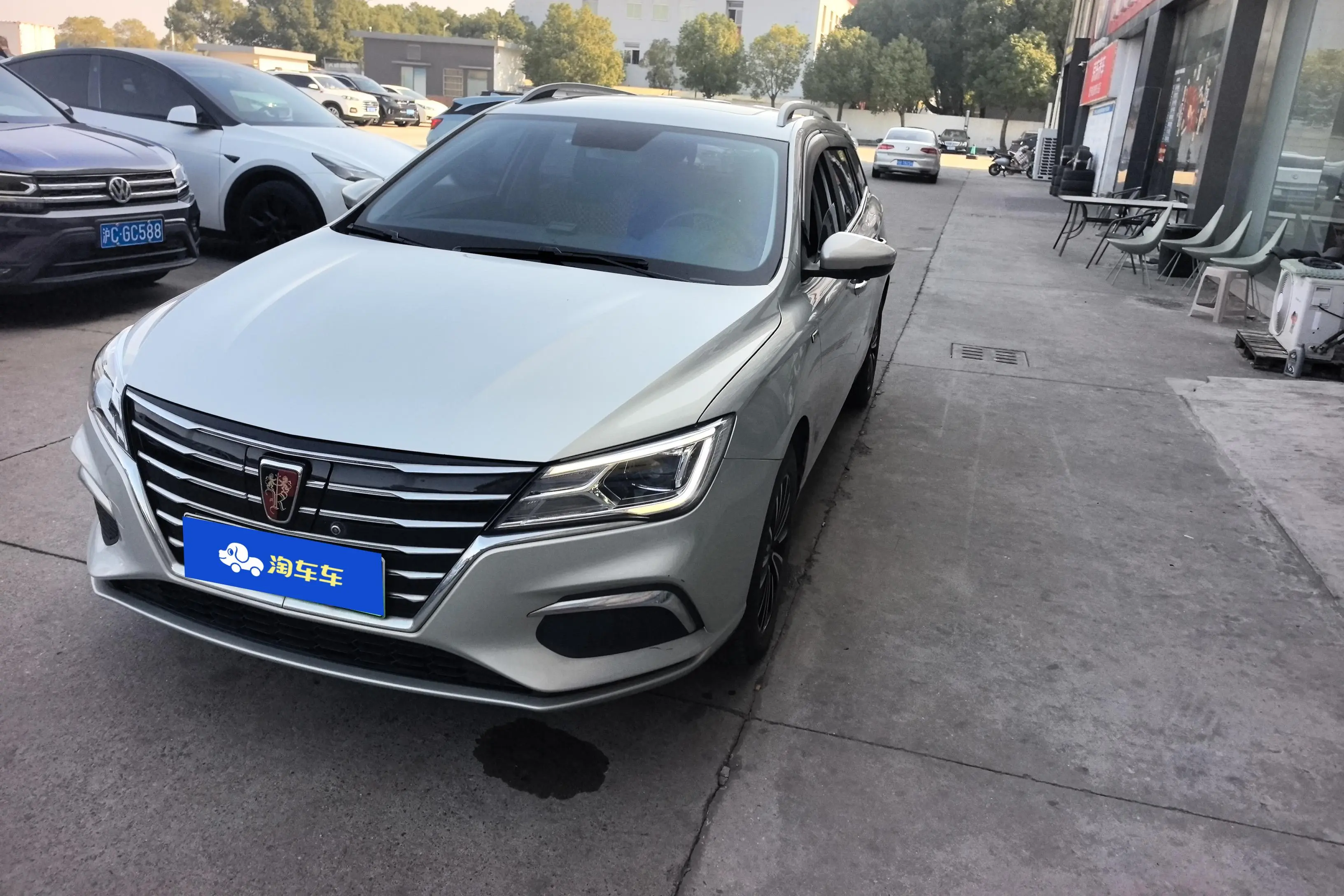 Roewe Ei5  из Китая