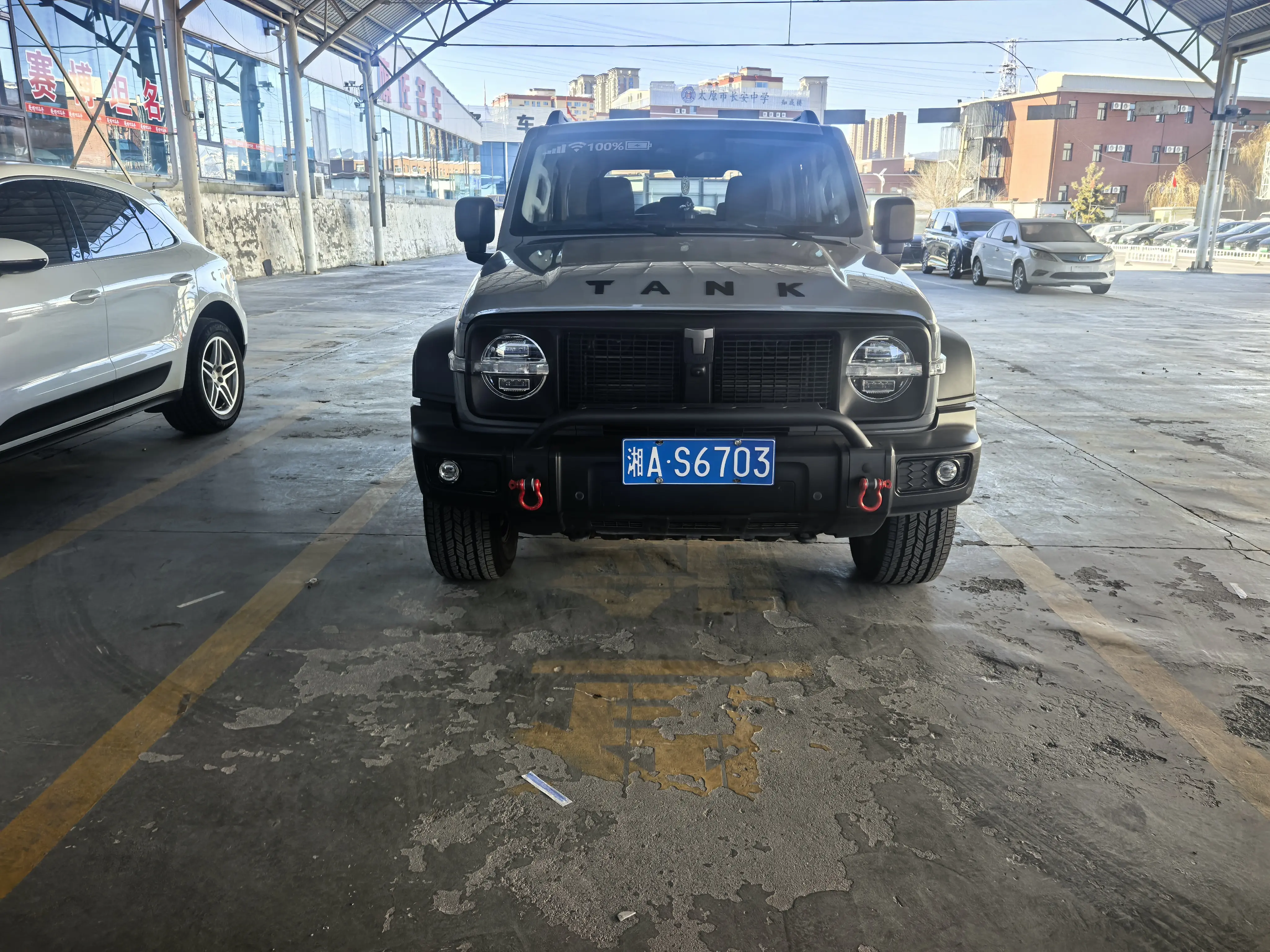 Tank 300  из Китая