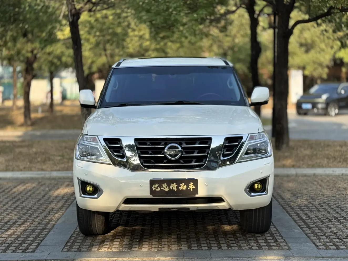 Nissan Patrol  из Китая