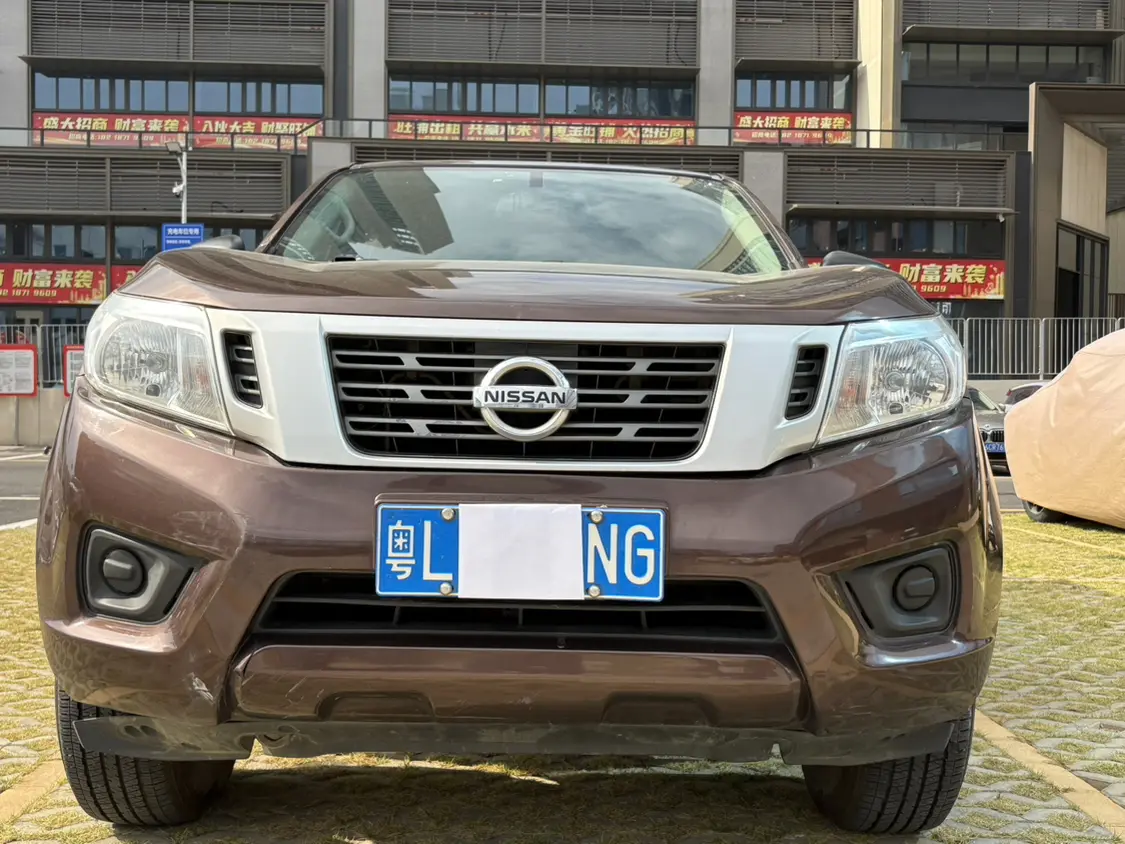 Nissan Navara  из Китая