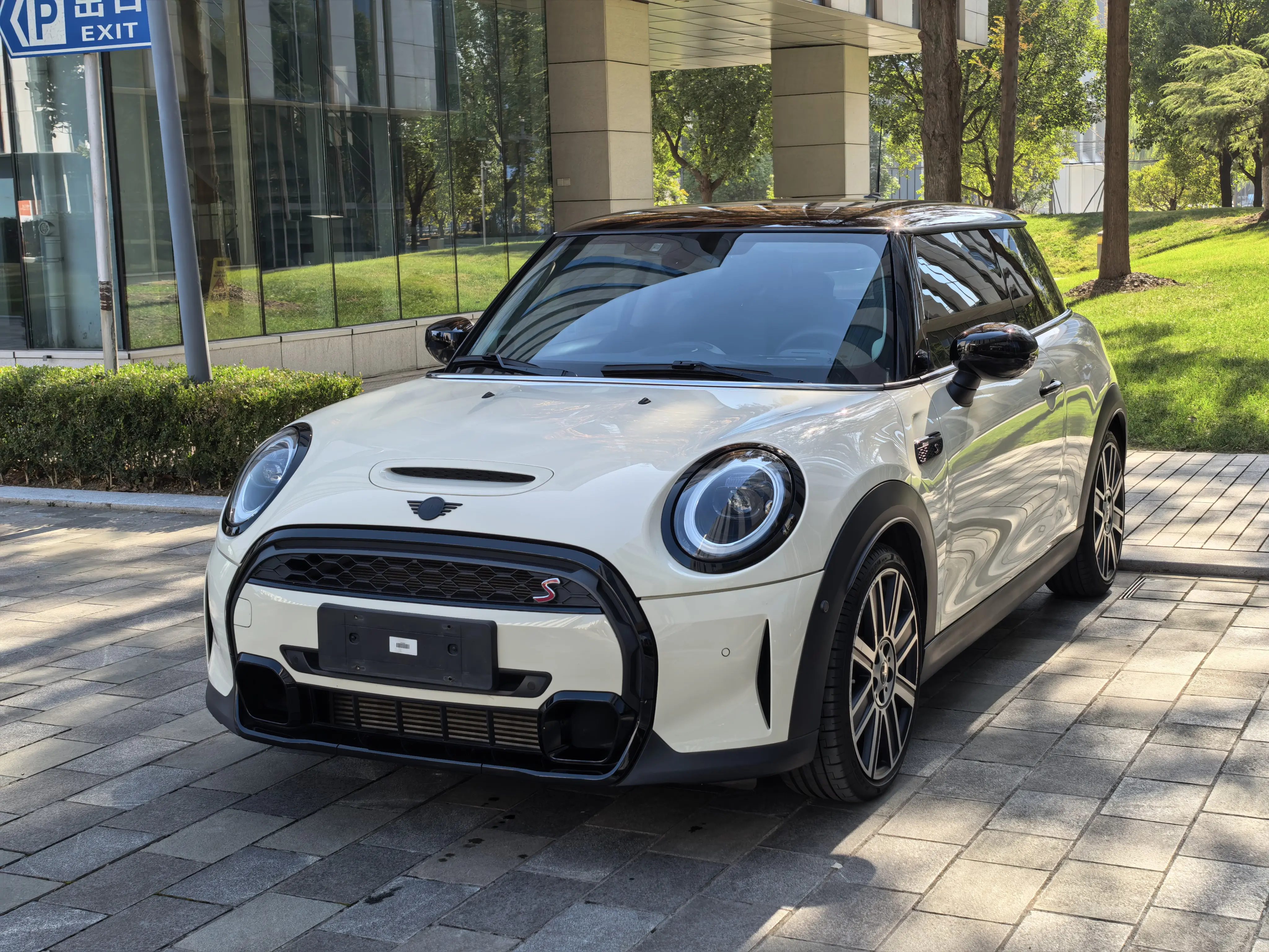MINI MINI