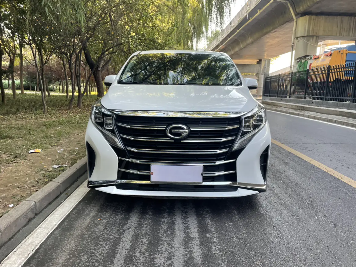 GAC Trumpchi M8  из Китая