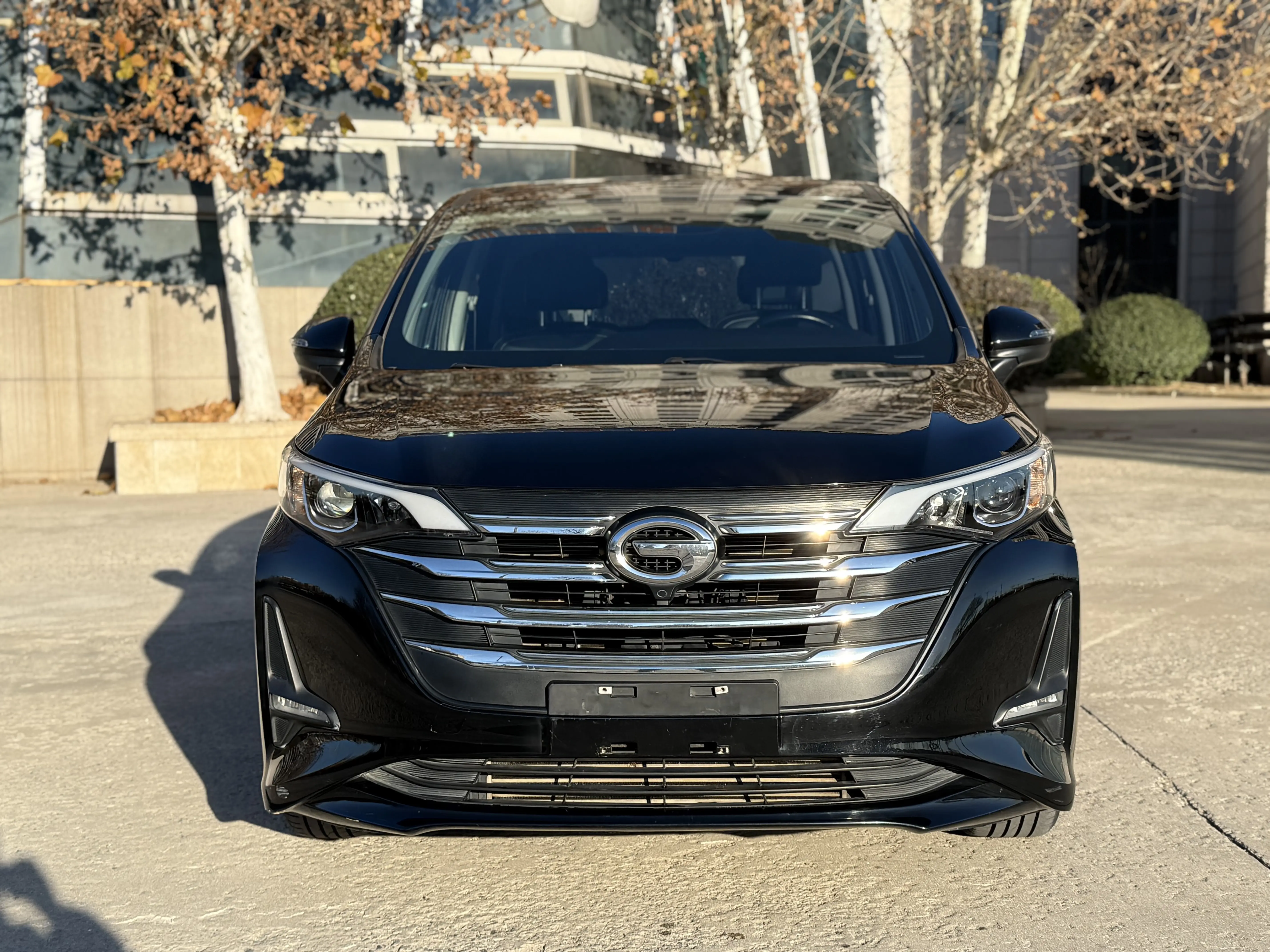 GAC Trumpchi M6  из Китая