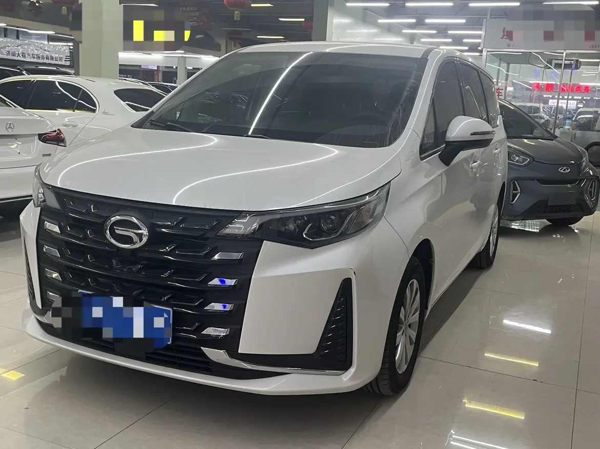 GAC Trumpchi M6  из Китая