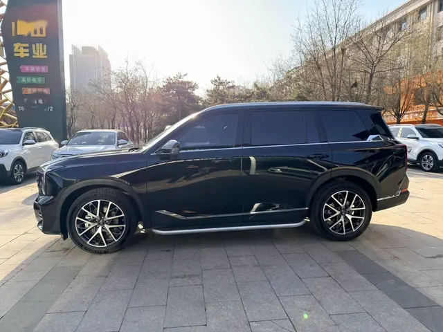 GAC Trumpchi GS8  из Китая