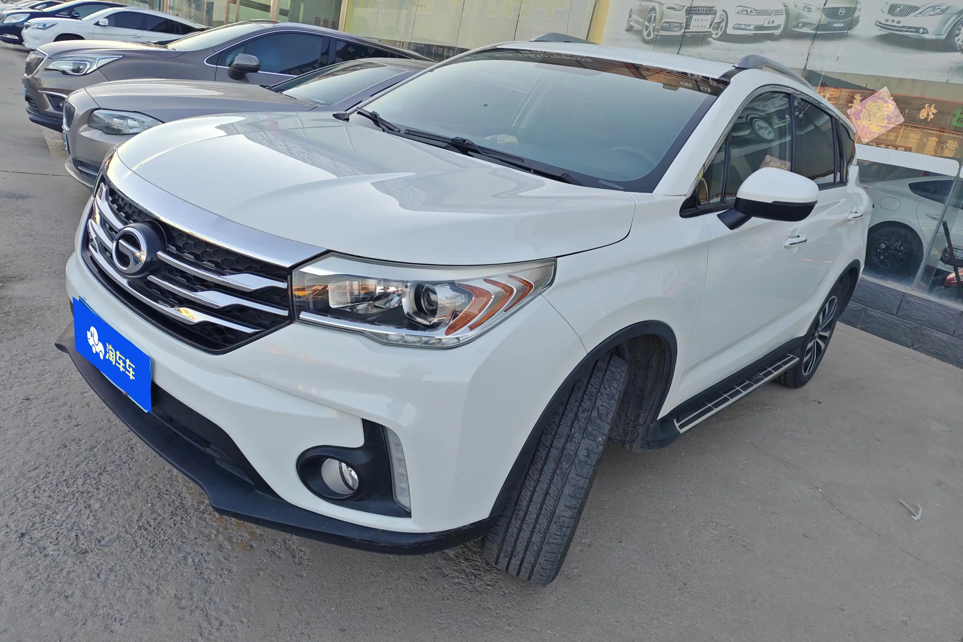 GAC Trumpchi GS4  из Китая