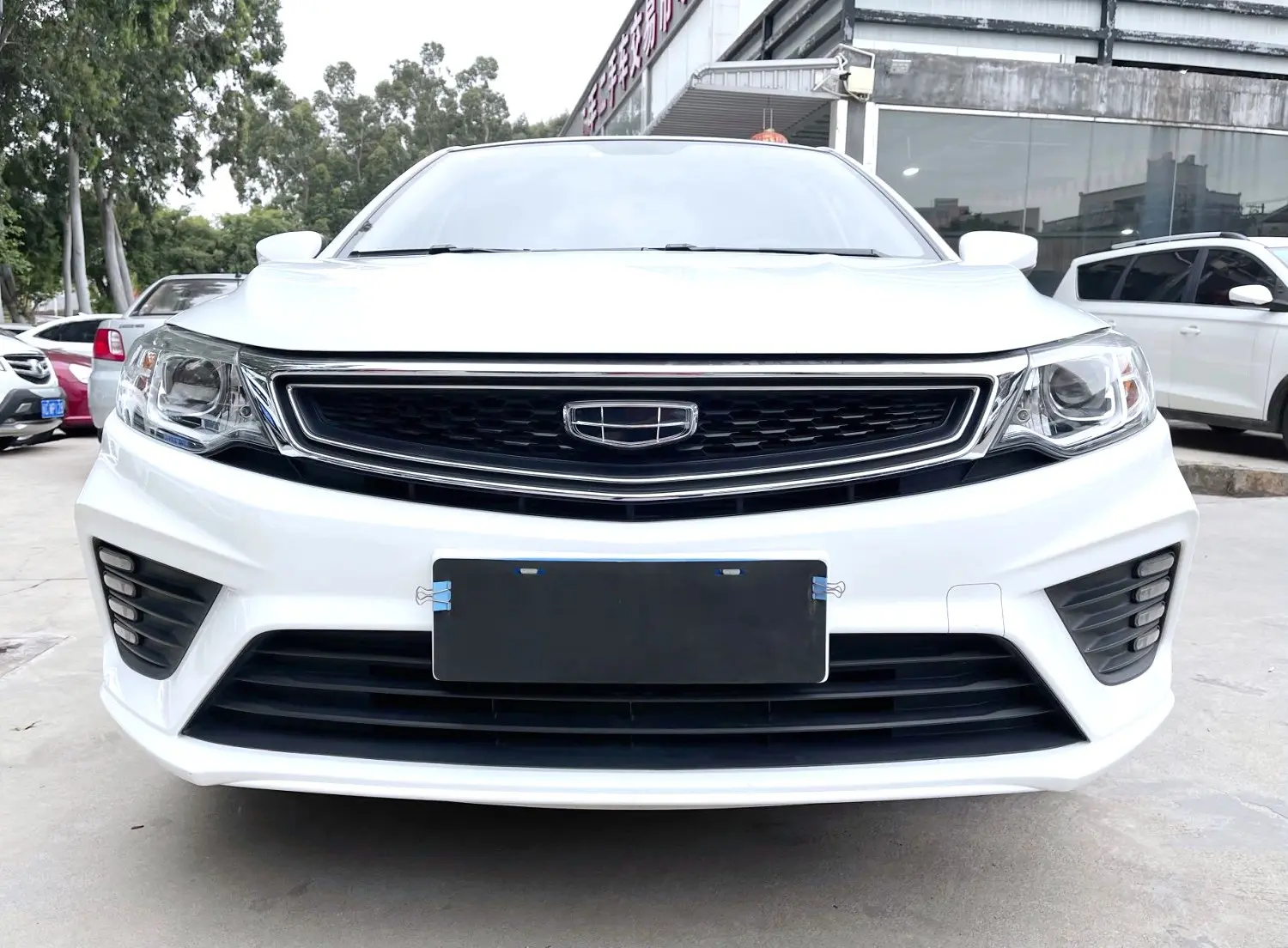 Geely Vision  из Китая