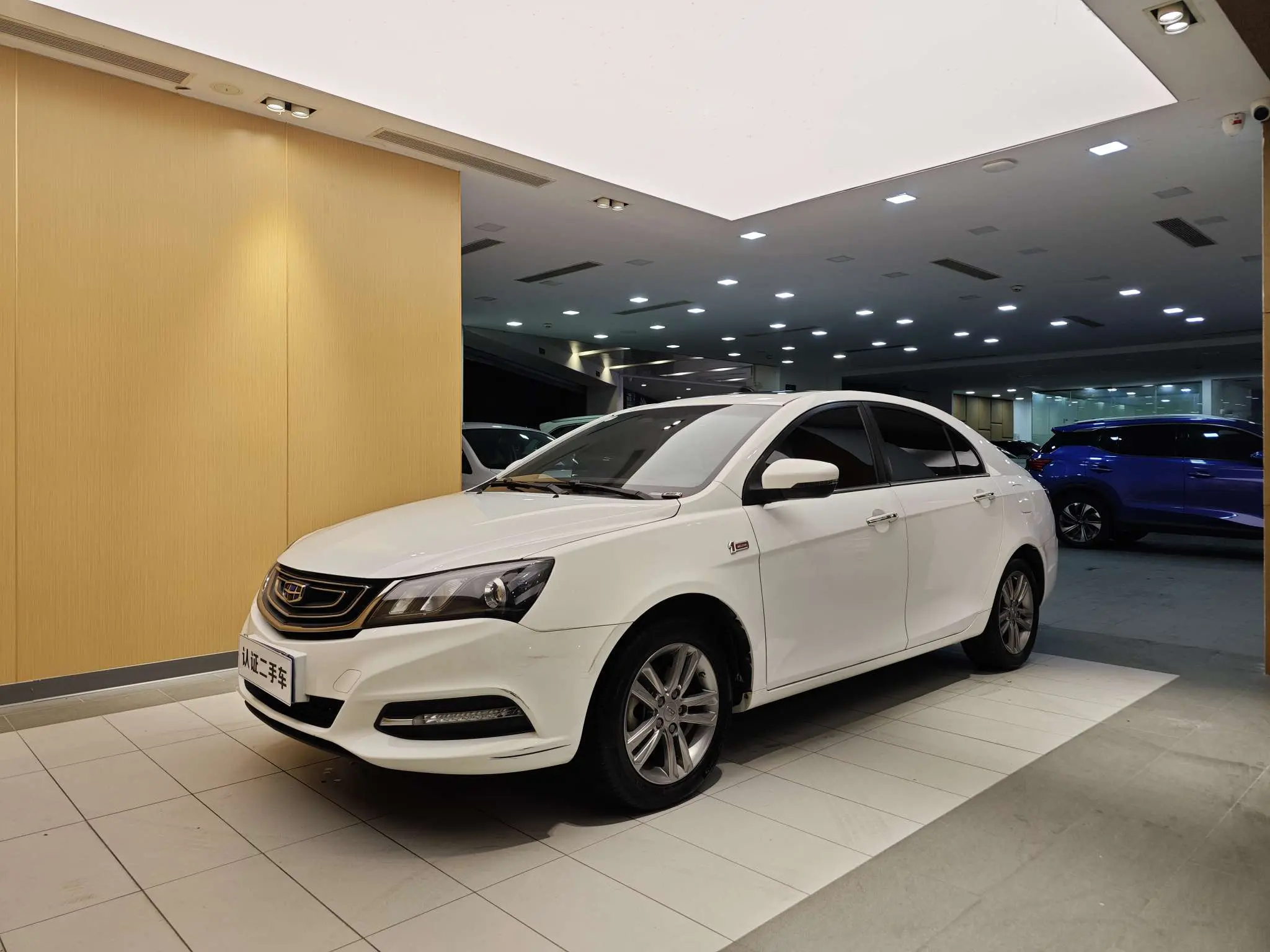 Geely Emgrand  из Китая