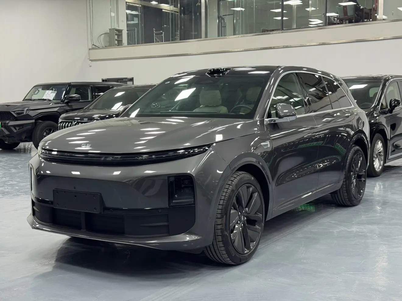 Li L6 (Ideal L6)  из Китая