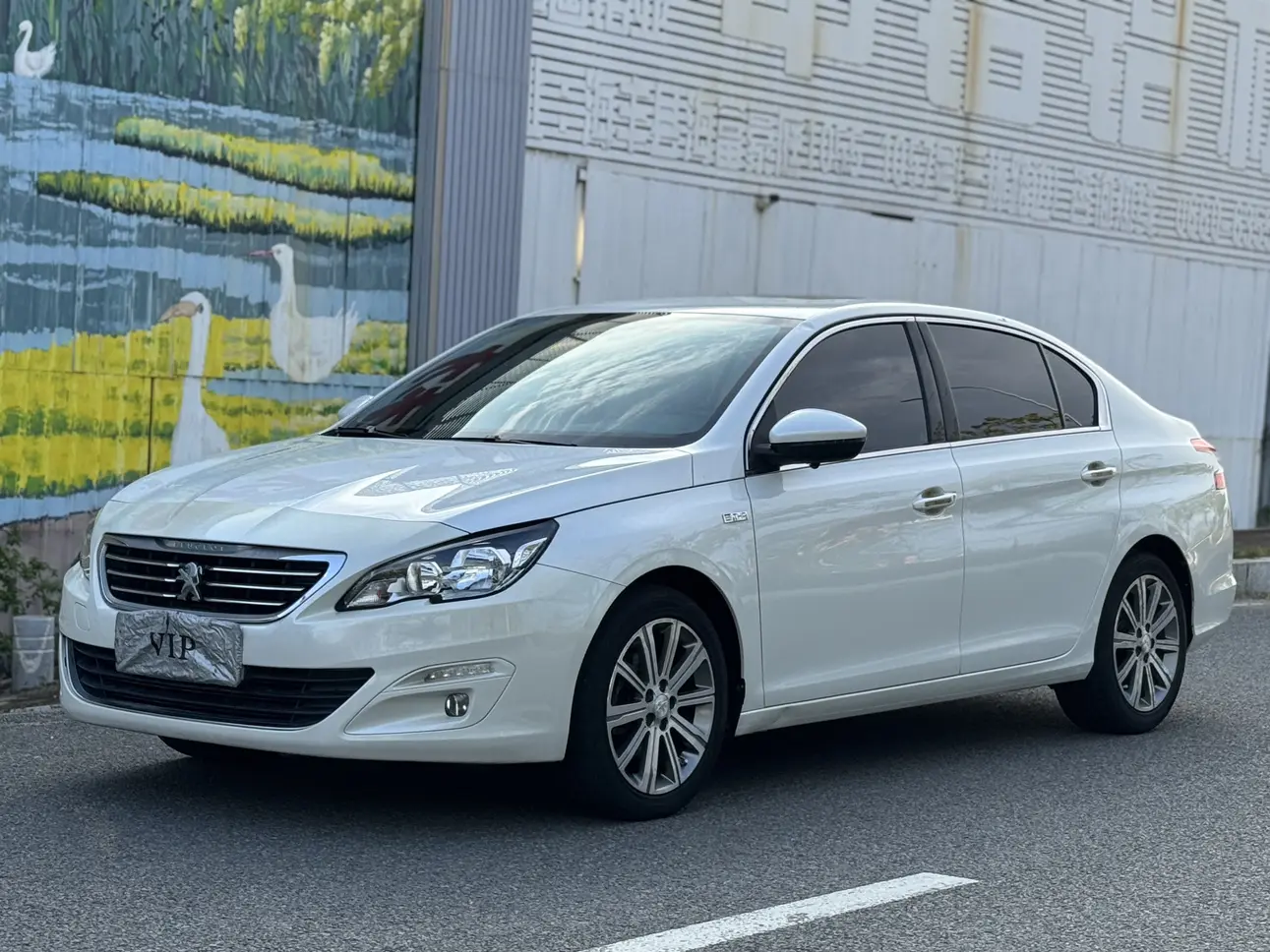 Peugeot 408  из Китая