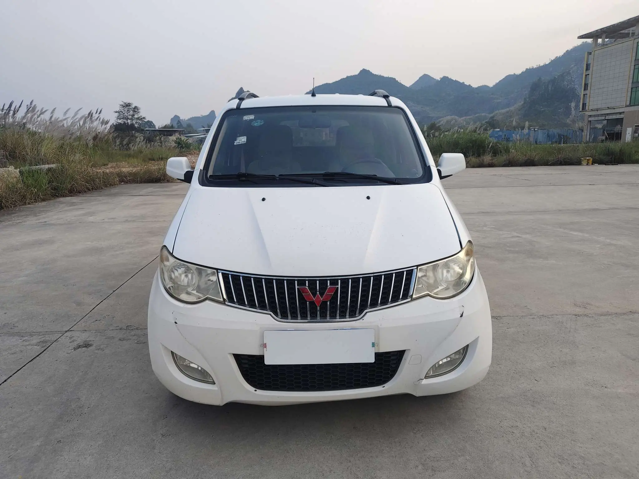 Wuling Hongguang  из Китая