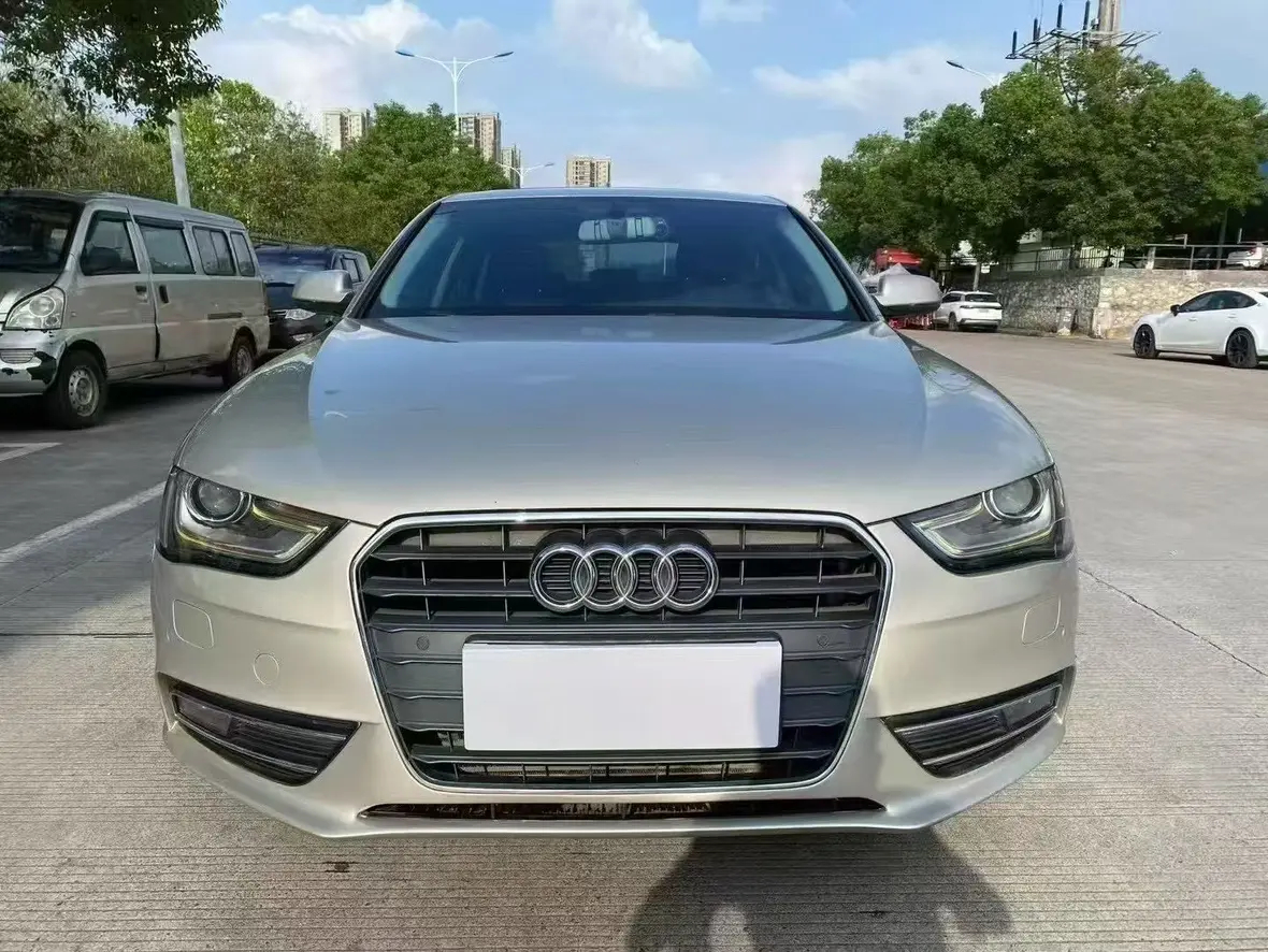 Audi A4L  из Китая