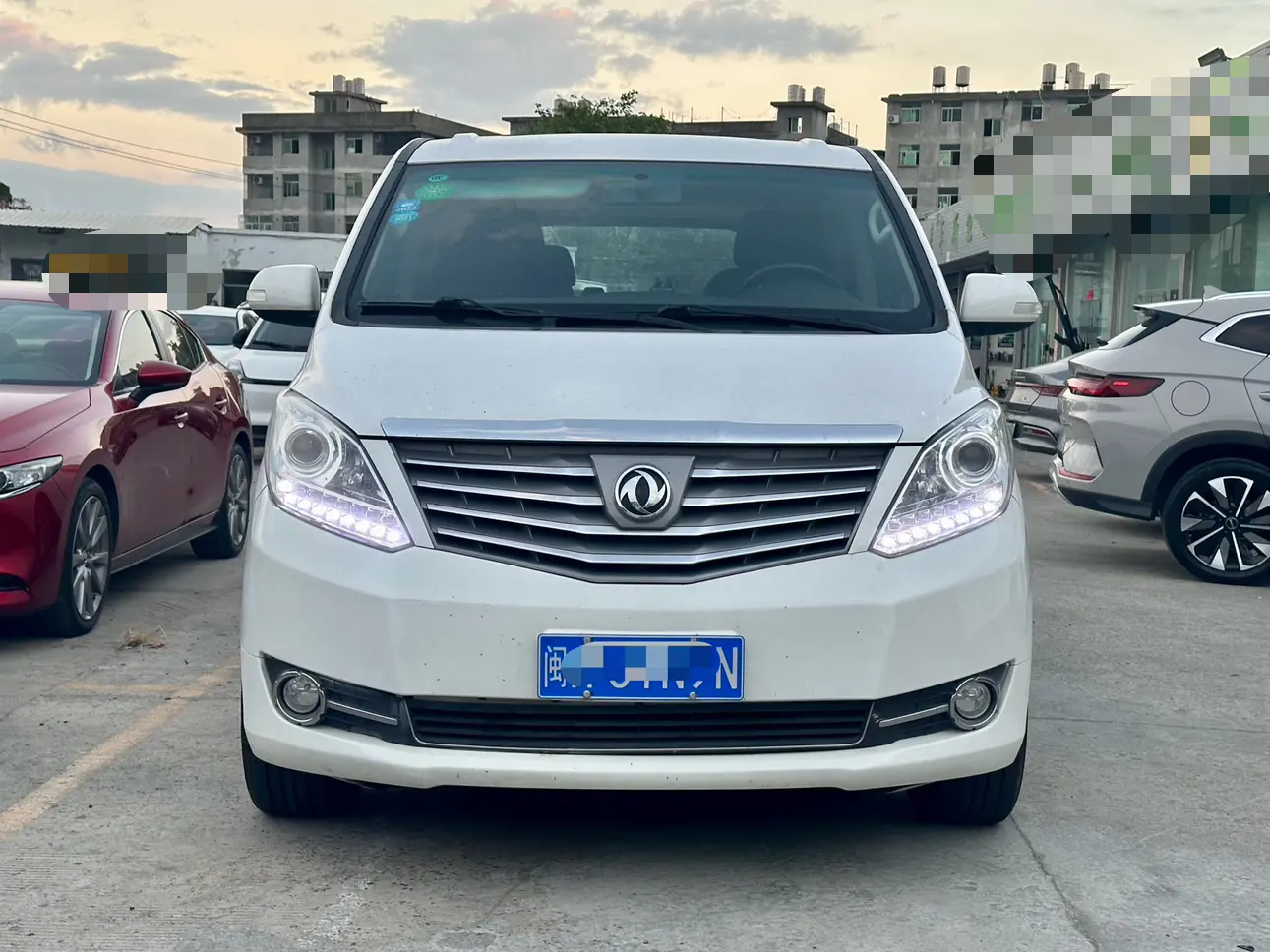 Forthing Fengxing CM7  из Китая