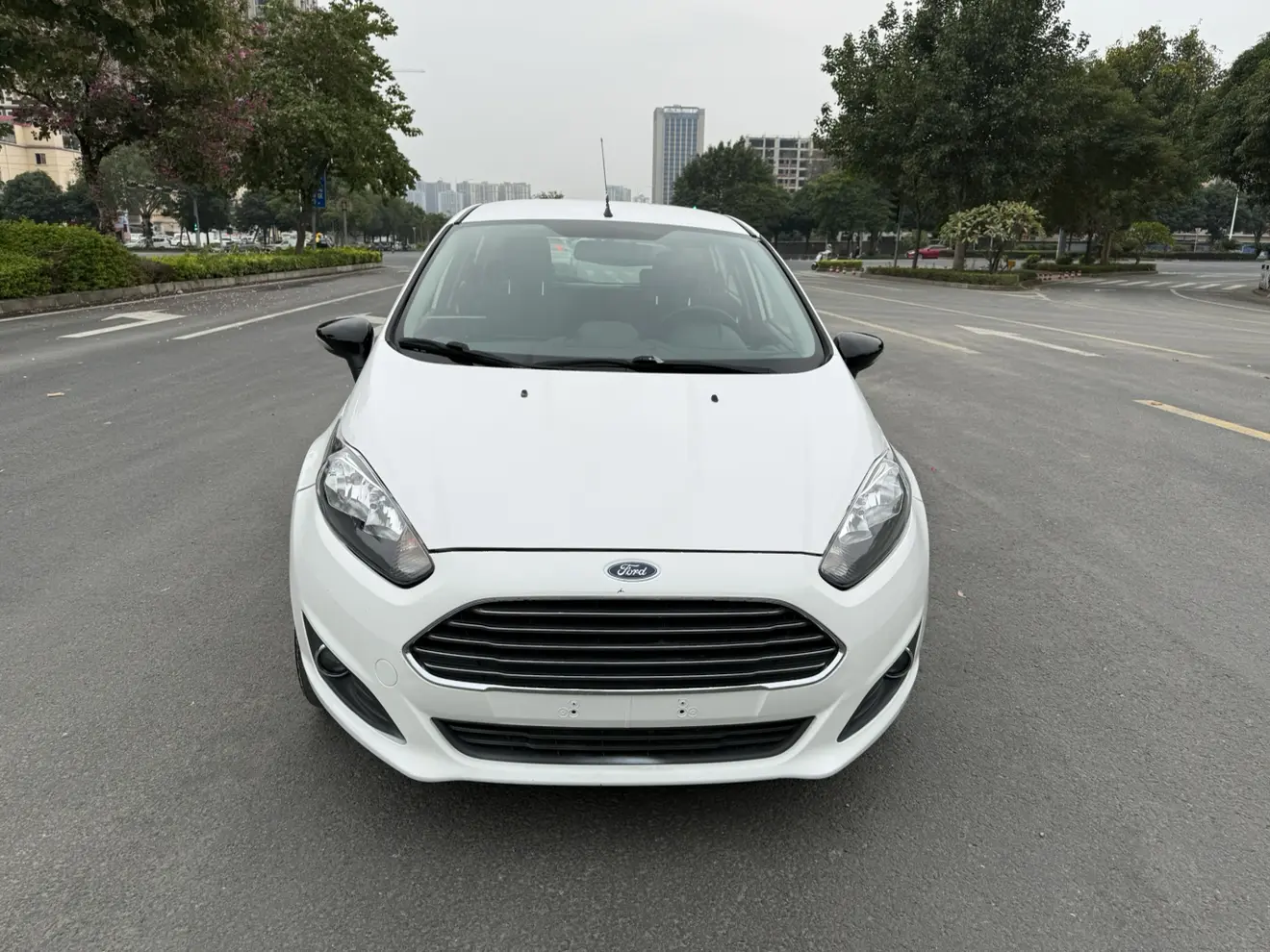 Ford Carnival  из Китая