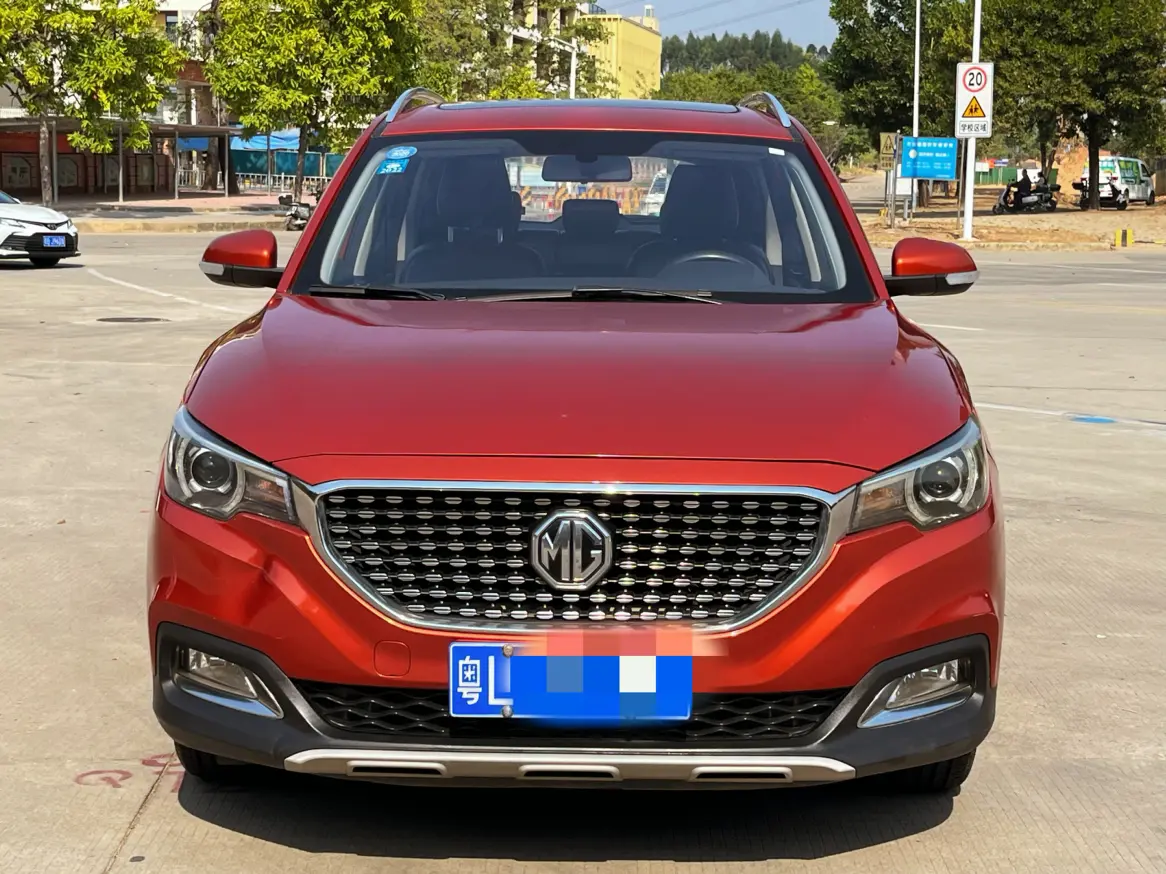 MG ZS  из Китая