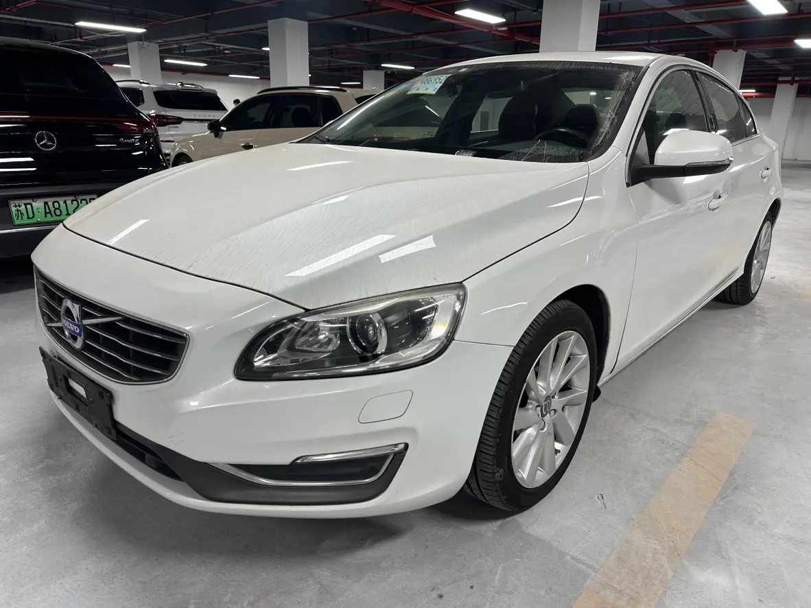 Volvo S60  из Китая