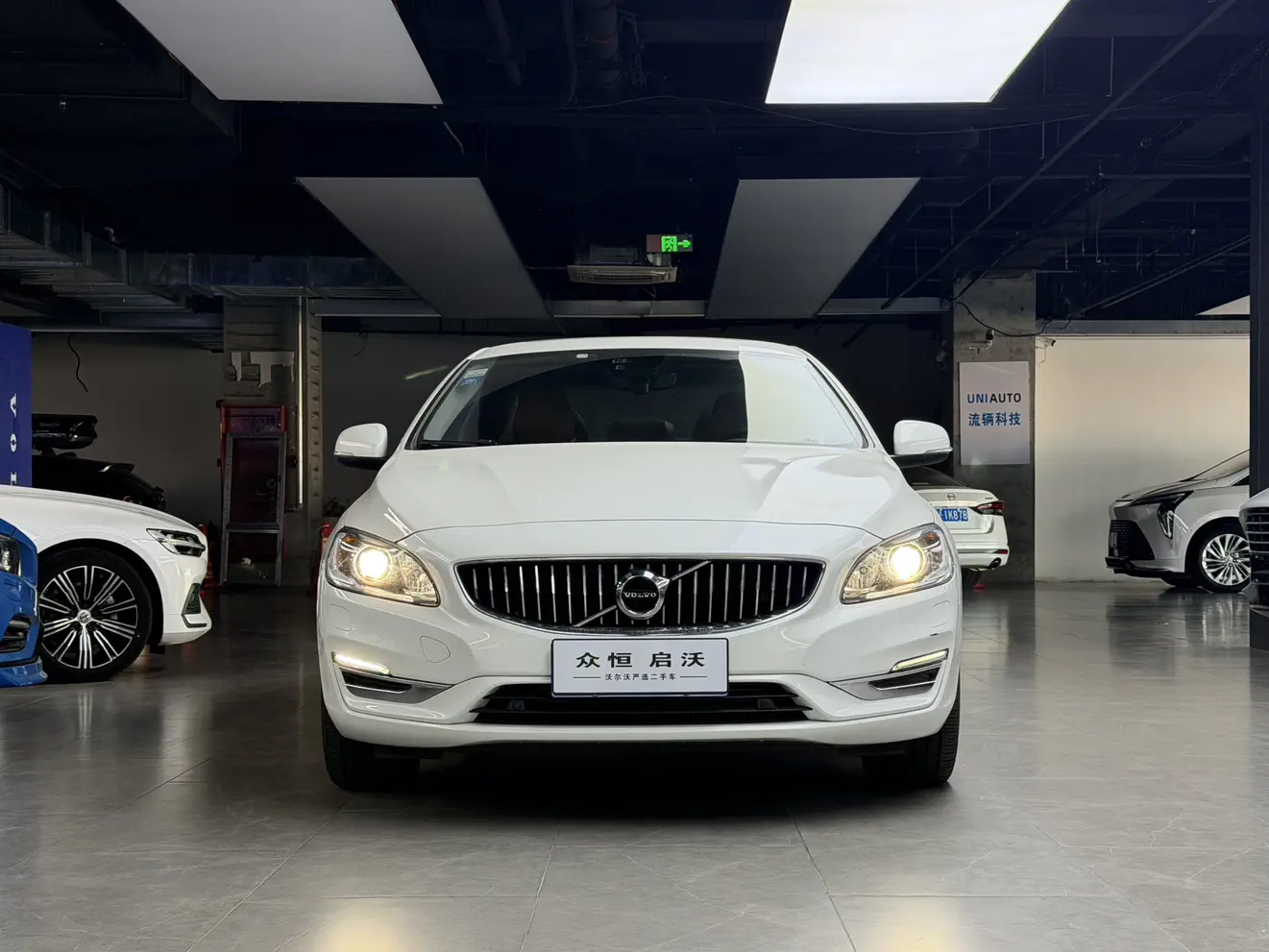 Volvo S60  из Китая