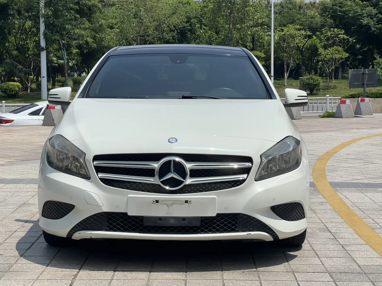 Mercedes-Benz A-Class (imported)  из Китая