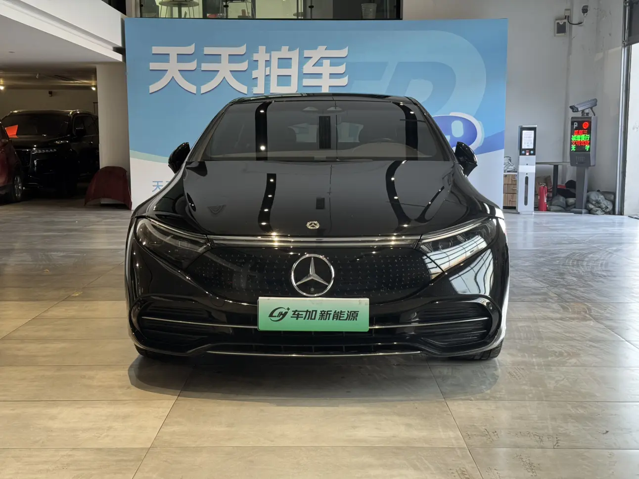 Mercedes-Benz EQS  из Китая