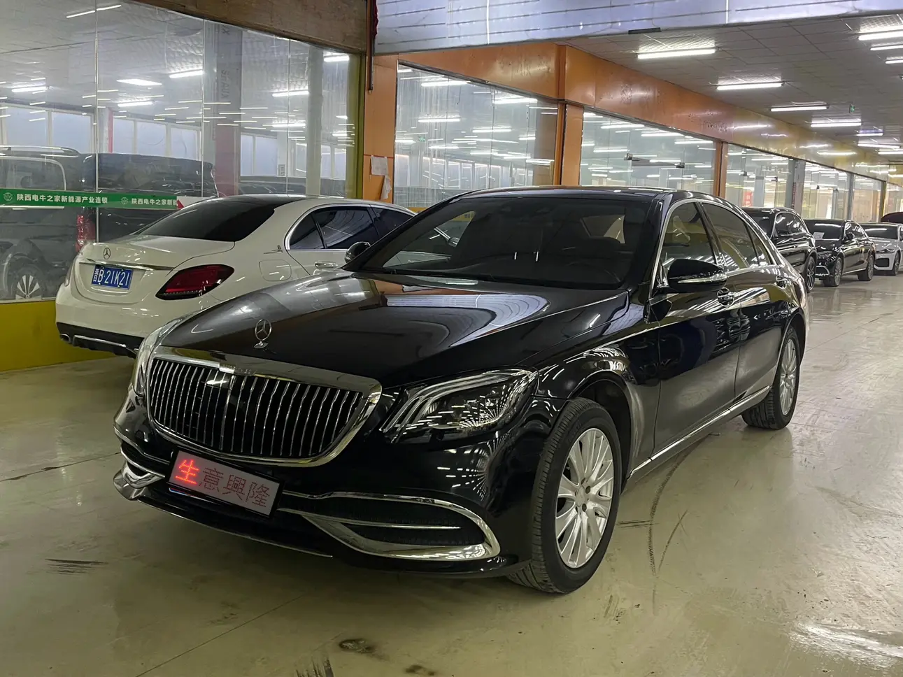 Mercedes-Benz Mercedes Benz S Class  из Китая