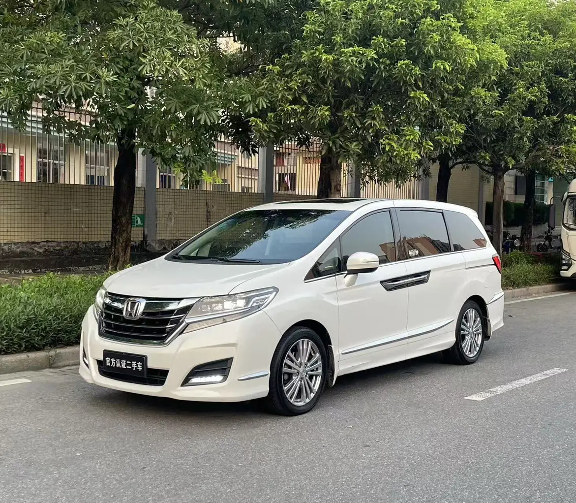 Honda Elysion (Alison)  из Китая