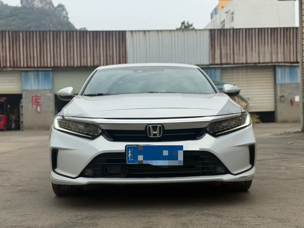 Honda Inspire (Yingshipai)  из Китая