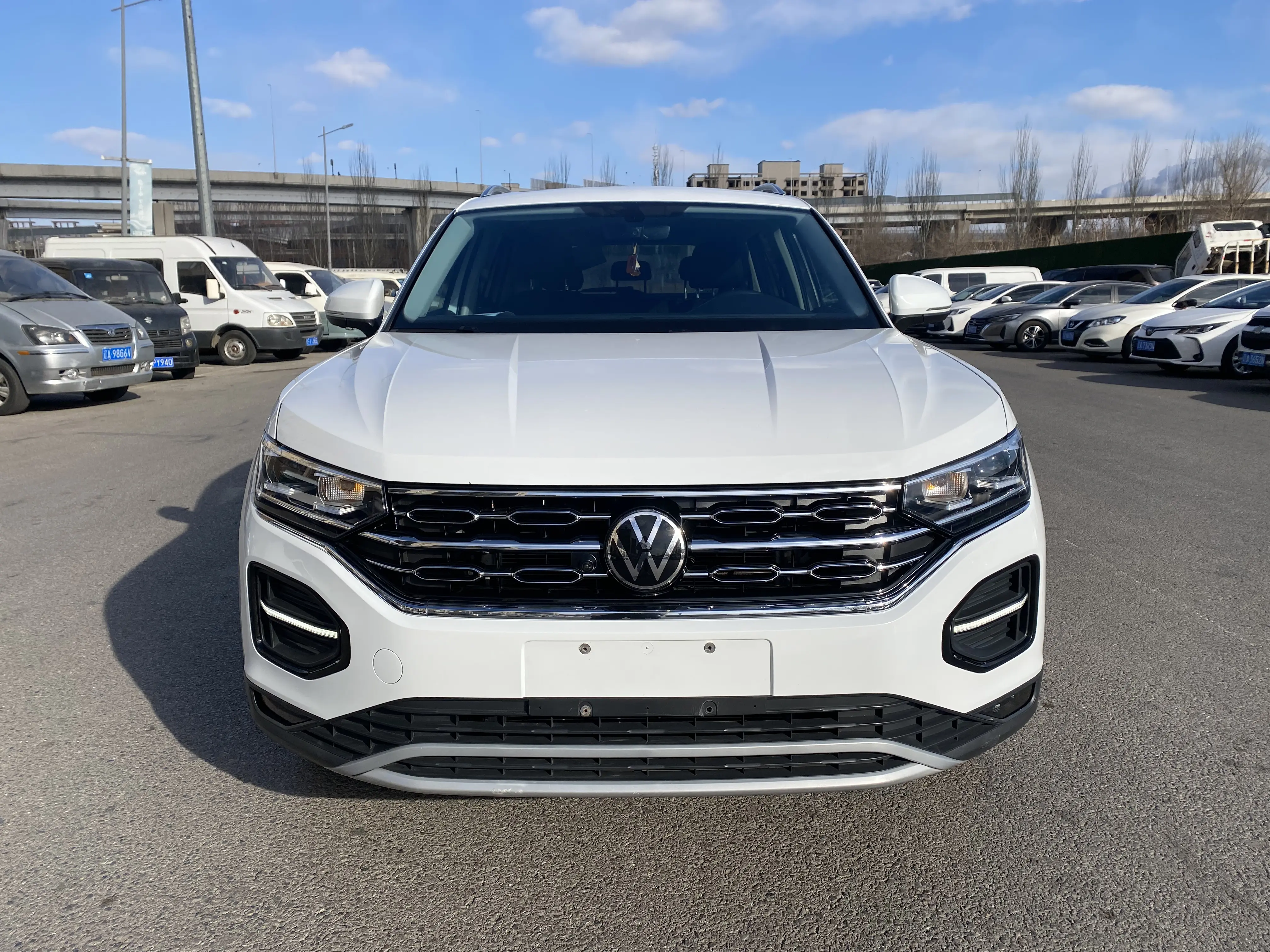 Volkswagen Tayron  из Китая