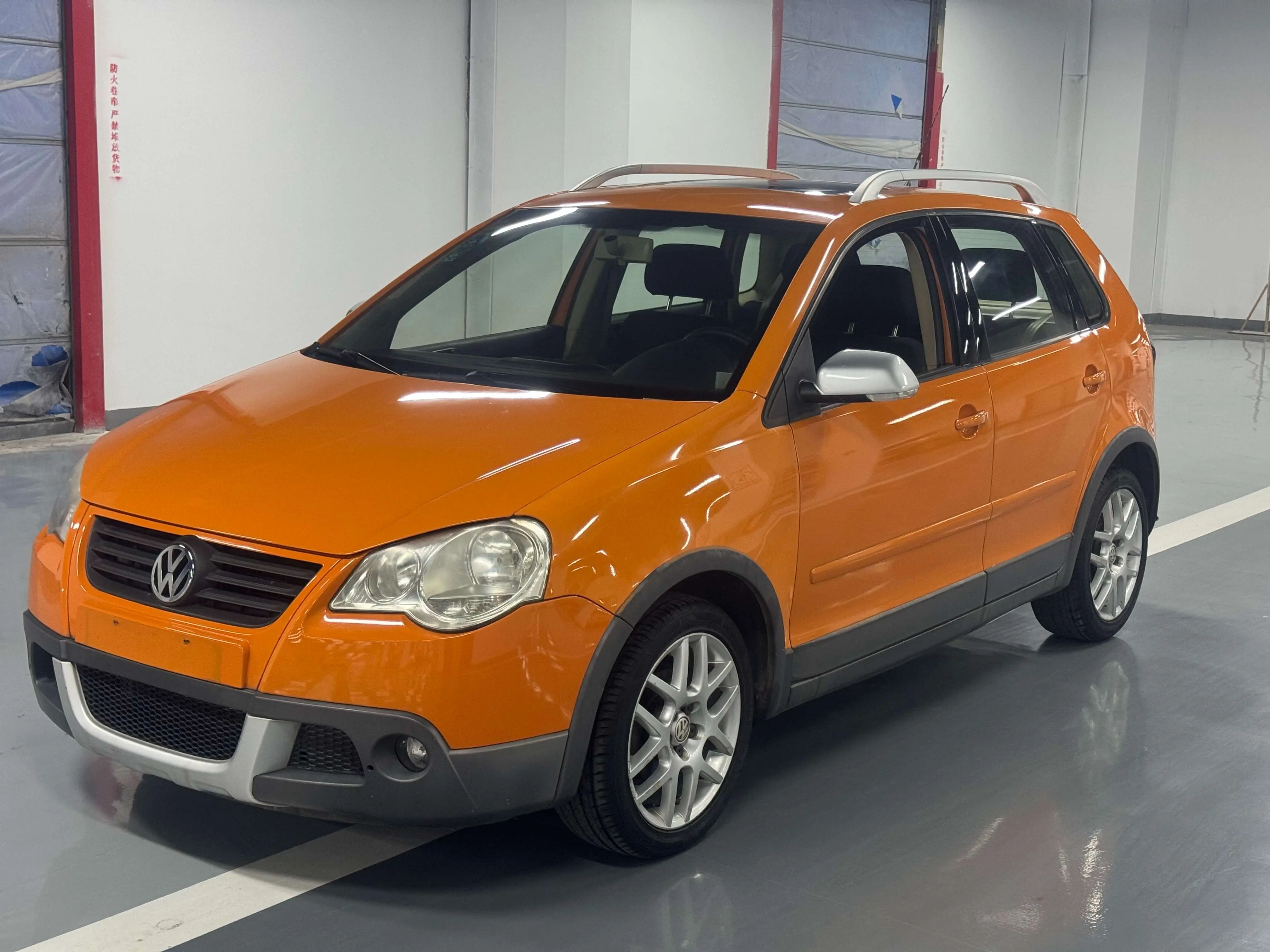 Volkswagen Polo  из Китая