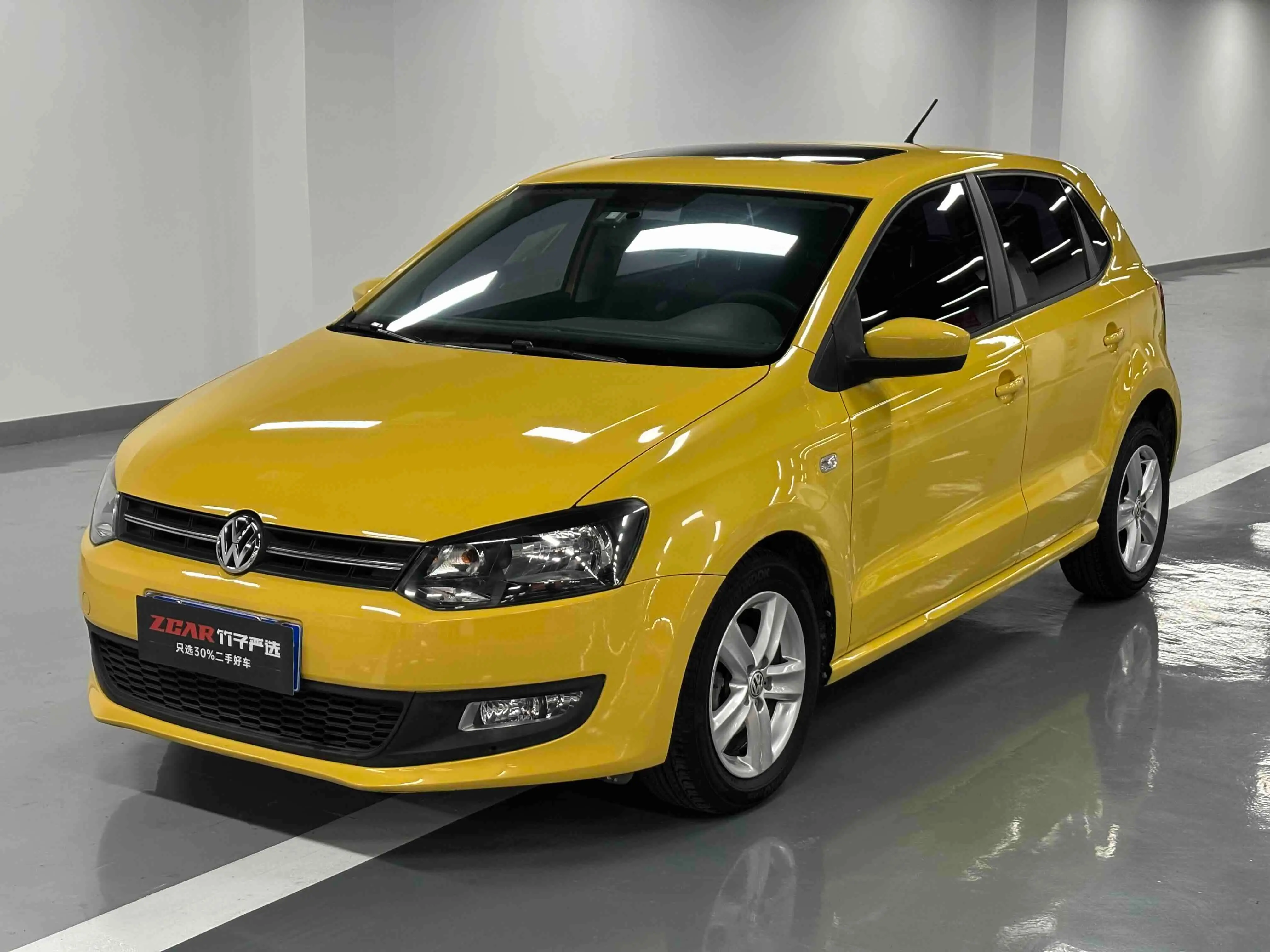 Volkswagen Polo  из Китая