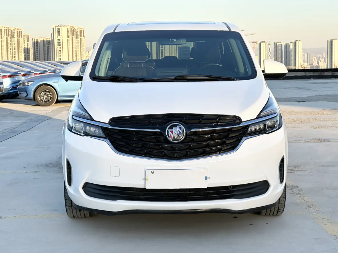 Buick GL8  из Китая