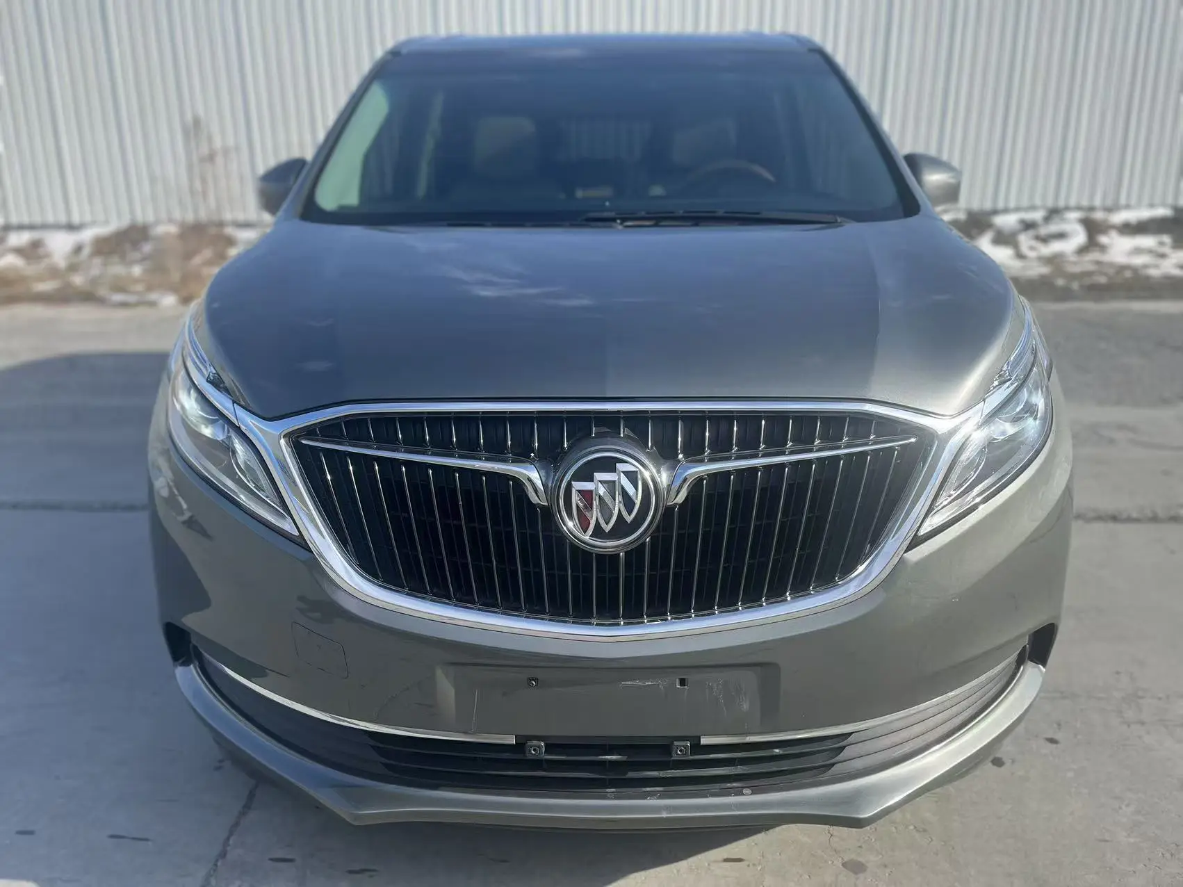 Buick GL8  из Китая