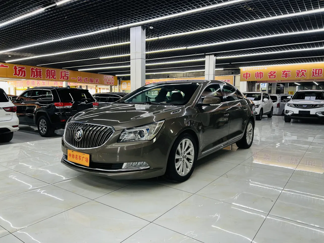 Buick LaCrosse  из Китая