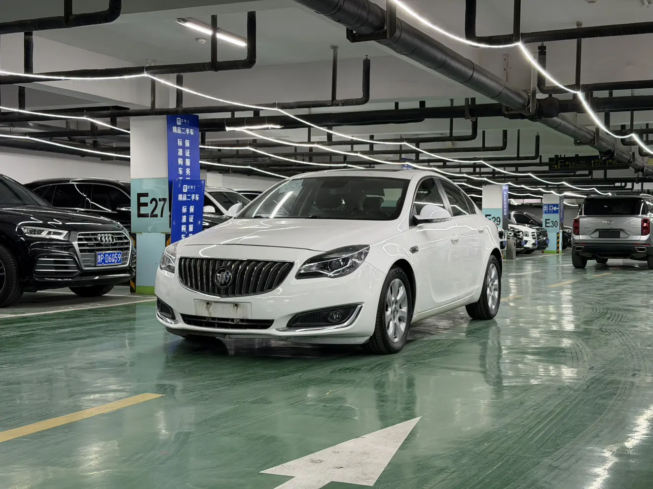 Buick Majesty  из Китая