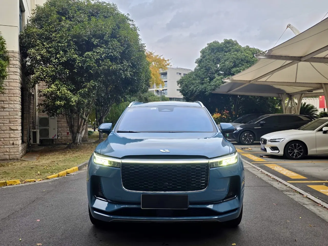 Li ONE (Ideal ONE)  из Китая