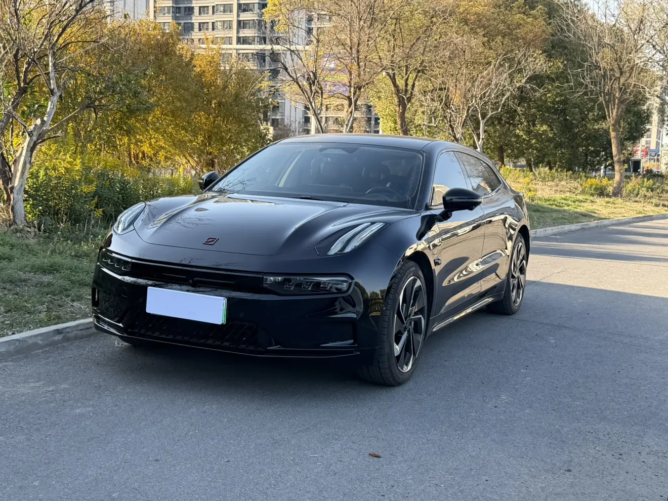 ZEEKR 001  из Китая