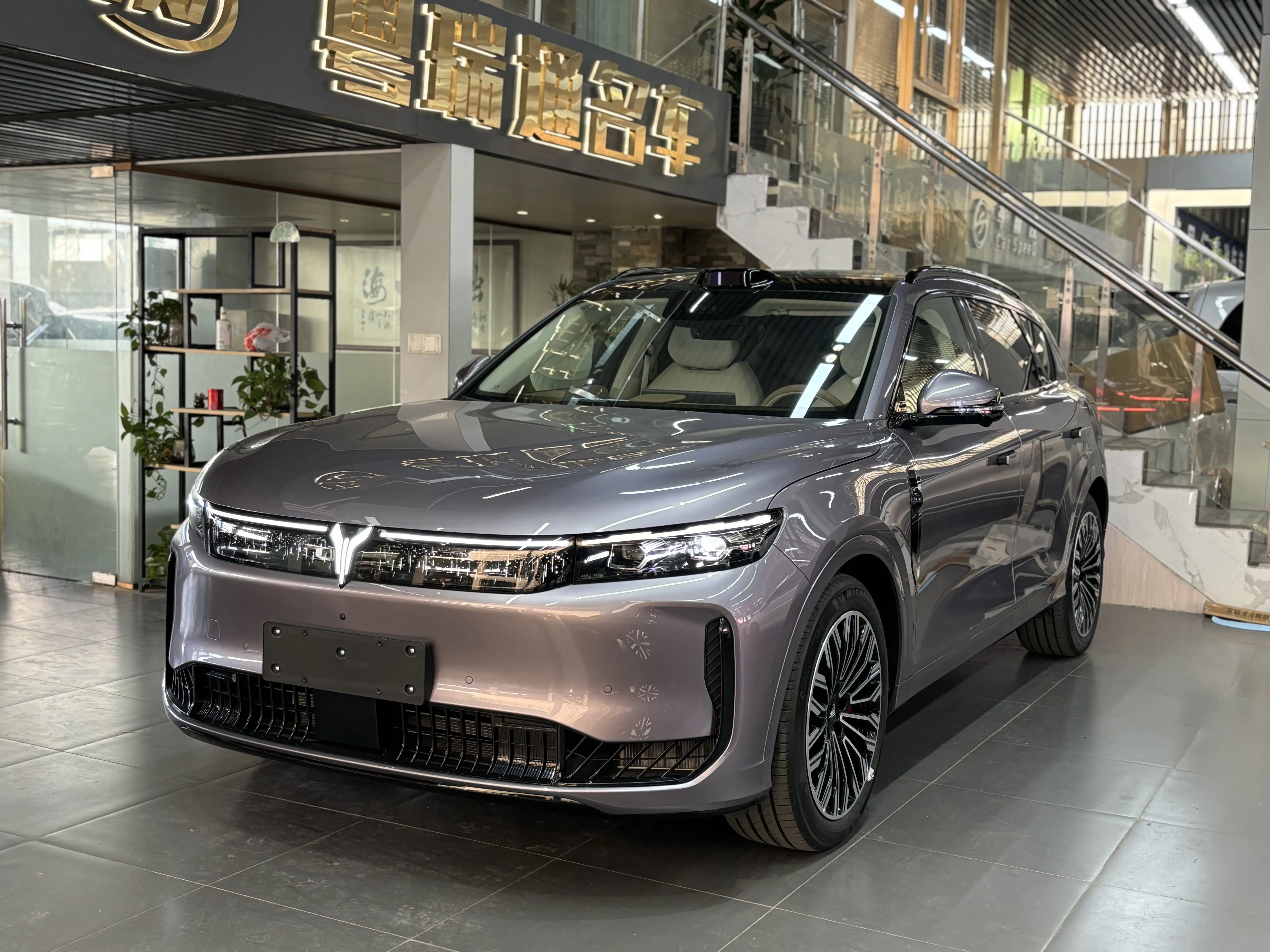 Voyah Lantu FREE  из Китая