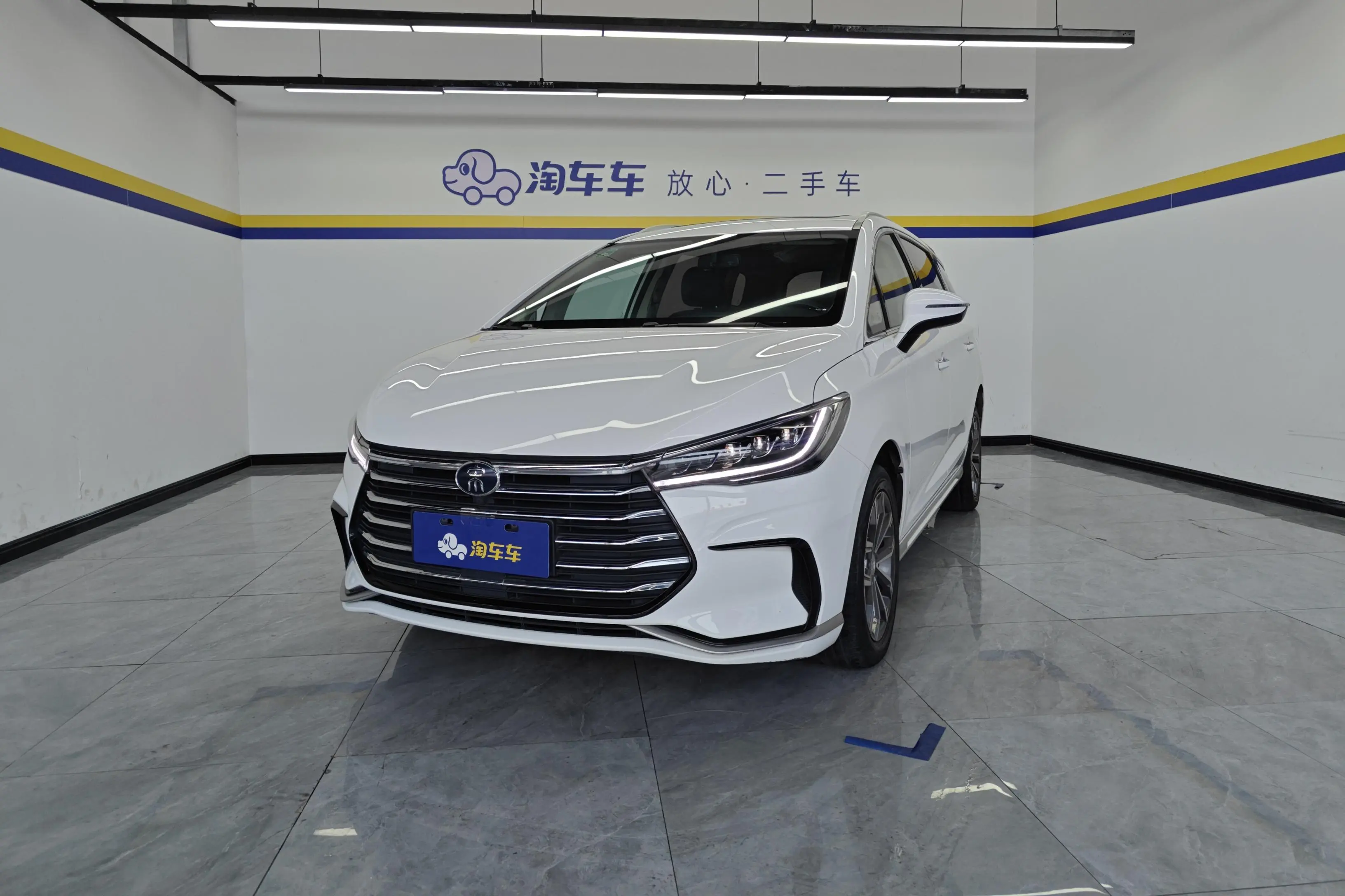 BYD Song MAX  из Китая