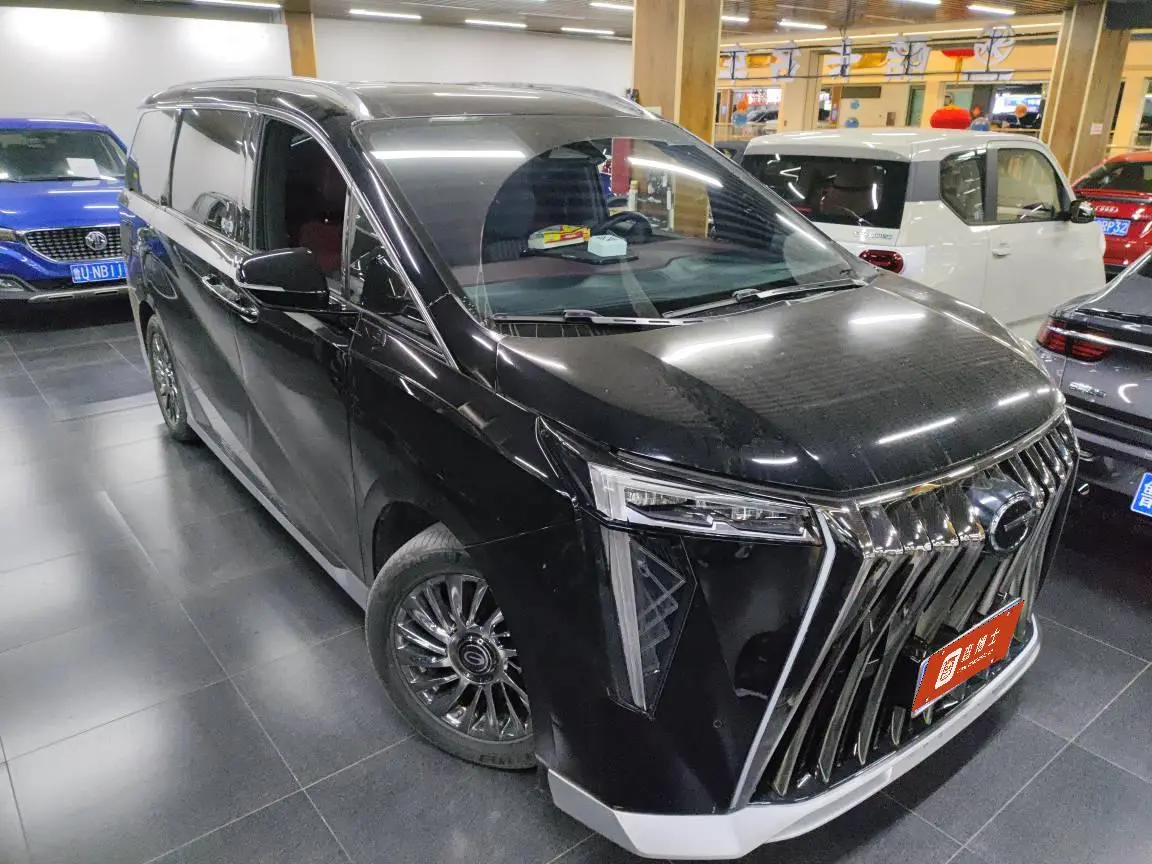 GAC Trumpchi M8  из Китая