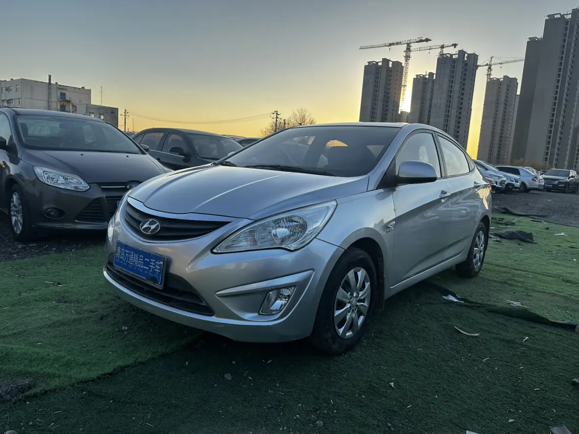 Hyundai Verna (Rena)  из Китая