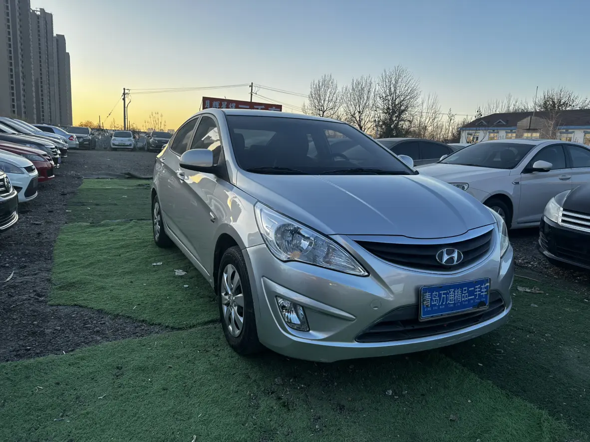 Hyundai Verna (Rena)  из Китая