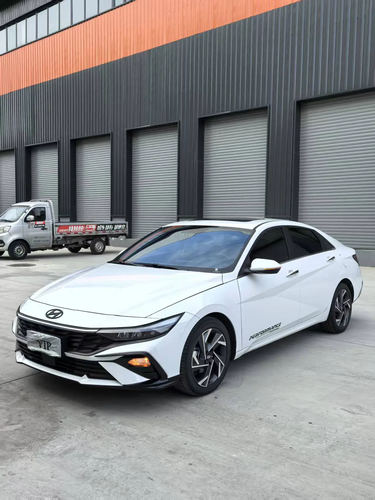 Hyundai Elantra  из Китая