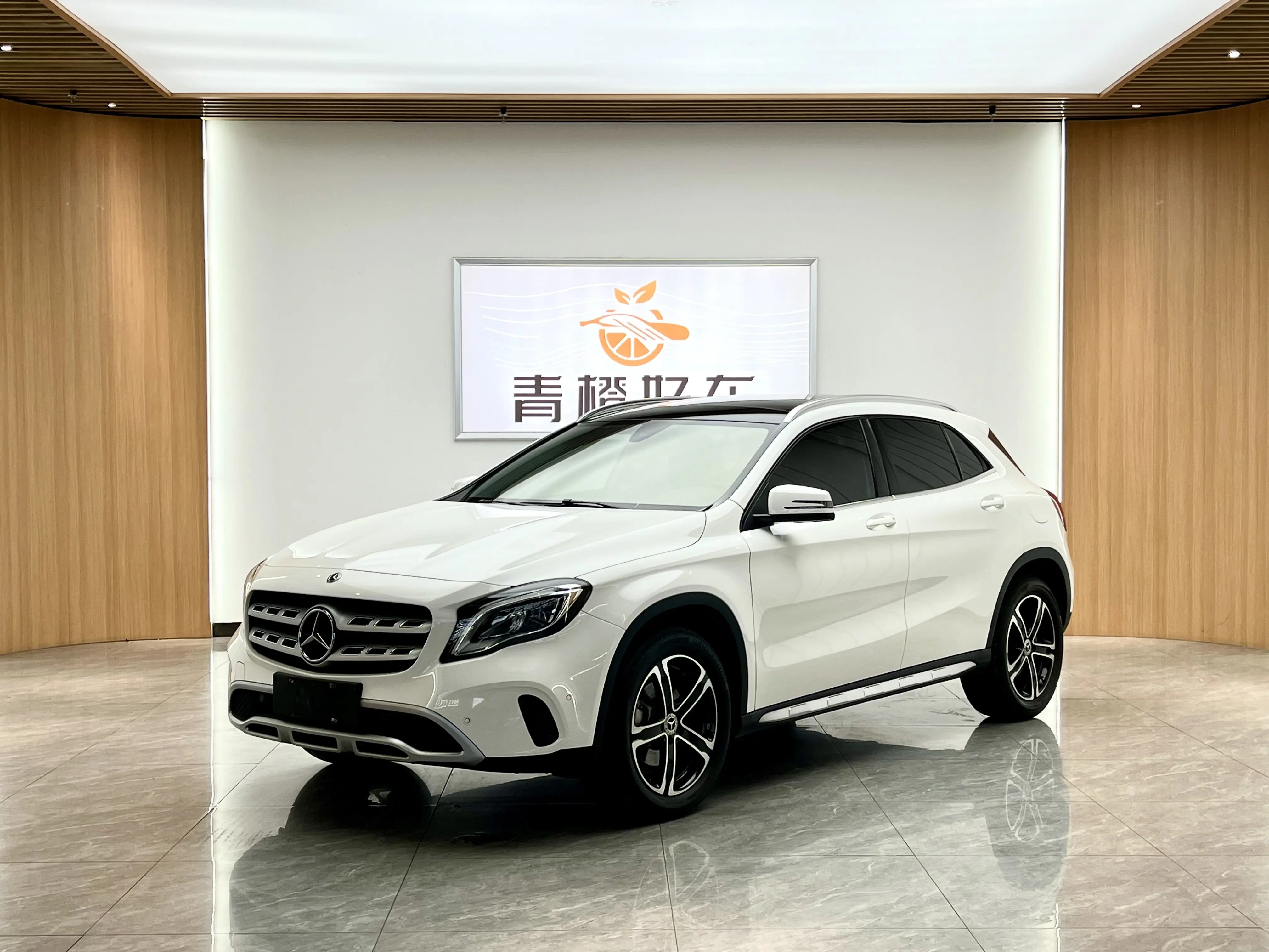 Mercedes-Benz GLA  из Китая
