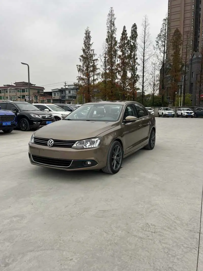 Volkswagen Sagitar  из Китая