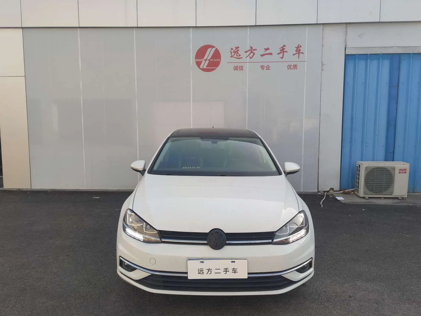 Volkswagen Golf  из Китая