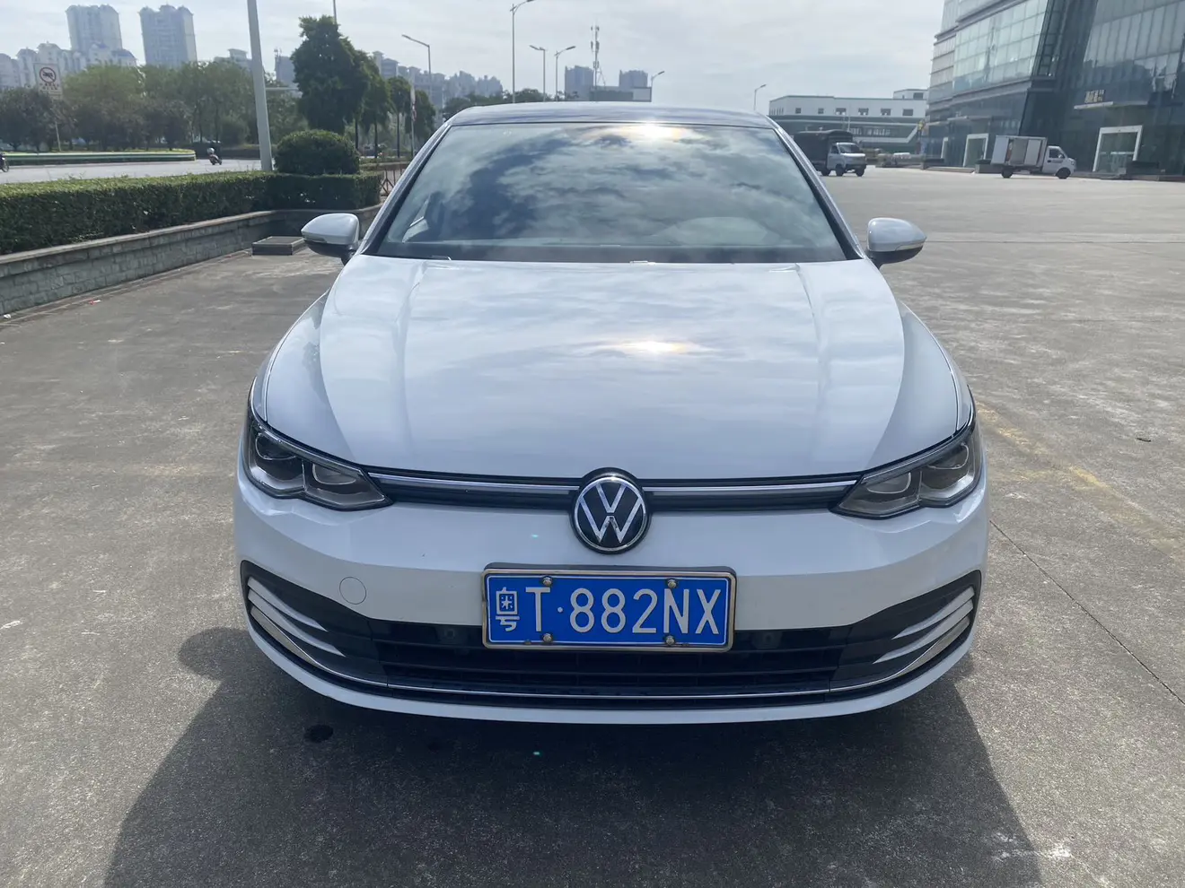 Volkswagen Golf  из Китая