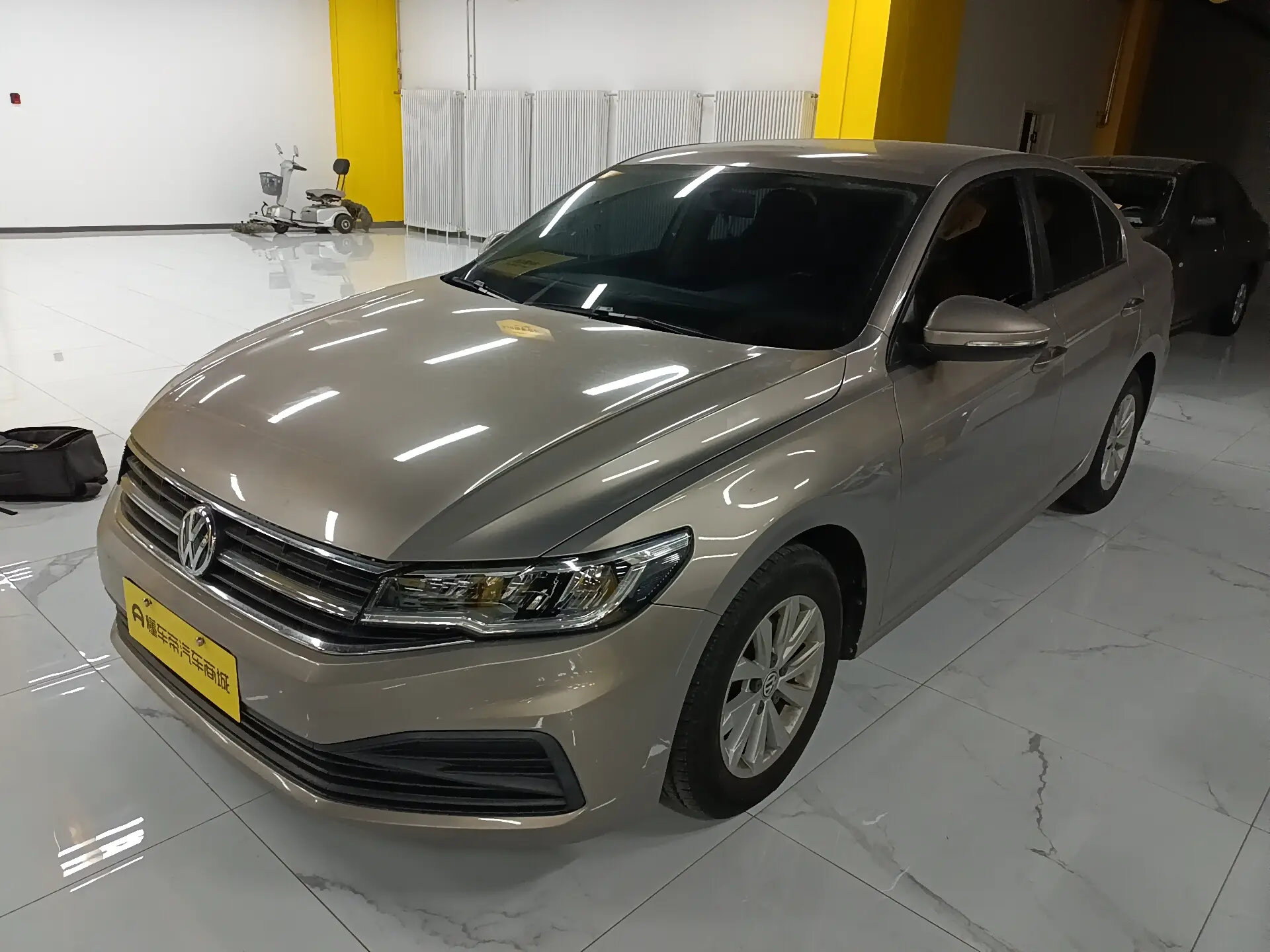 Volkswagen Bora  из Китая