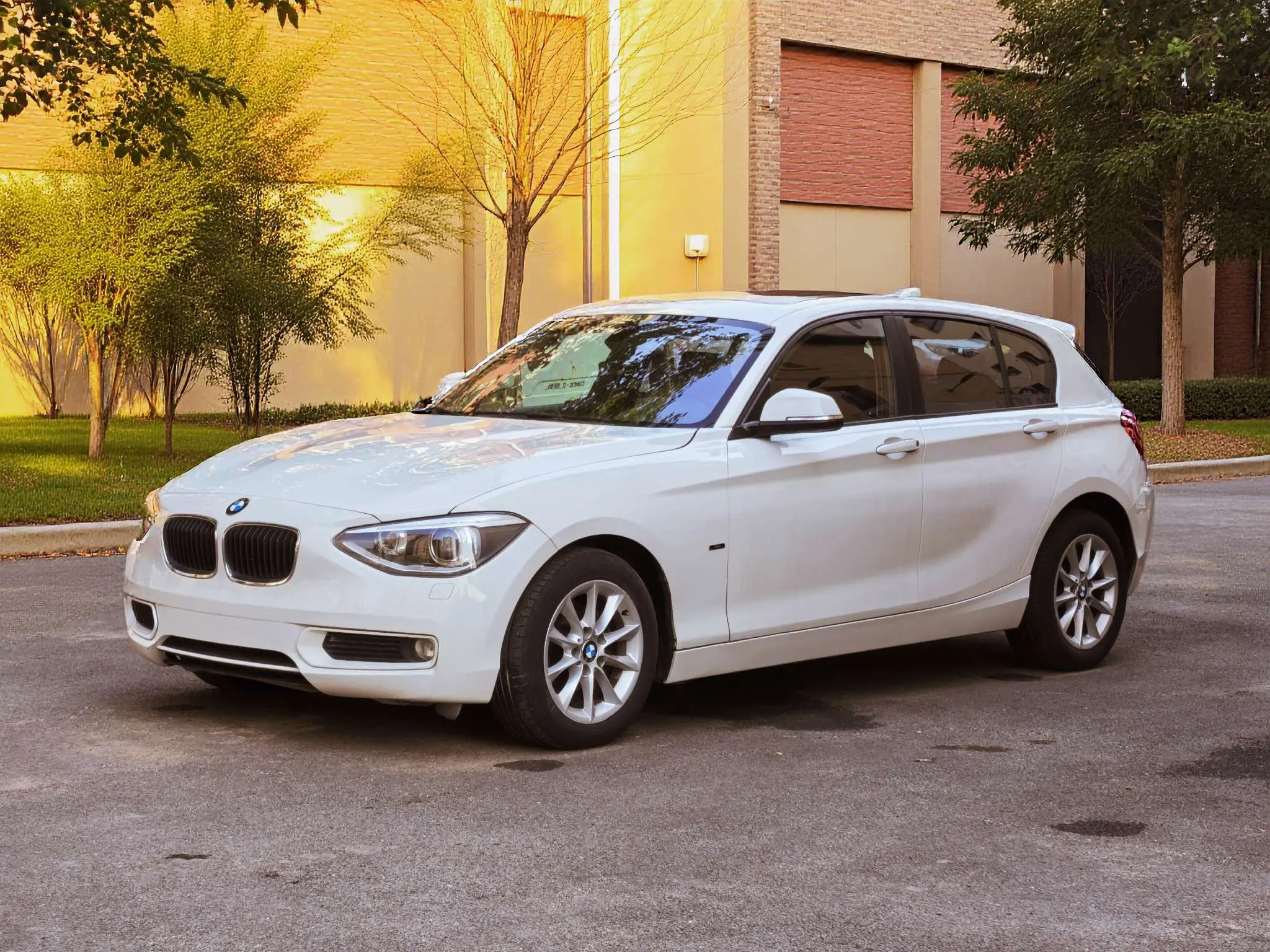 BMW 1 Series (imported)  из Китая