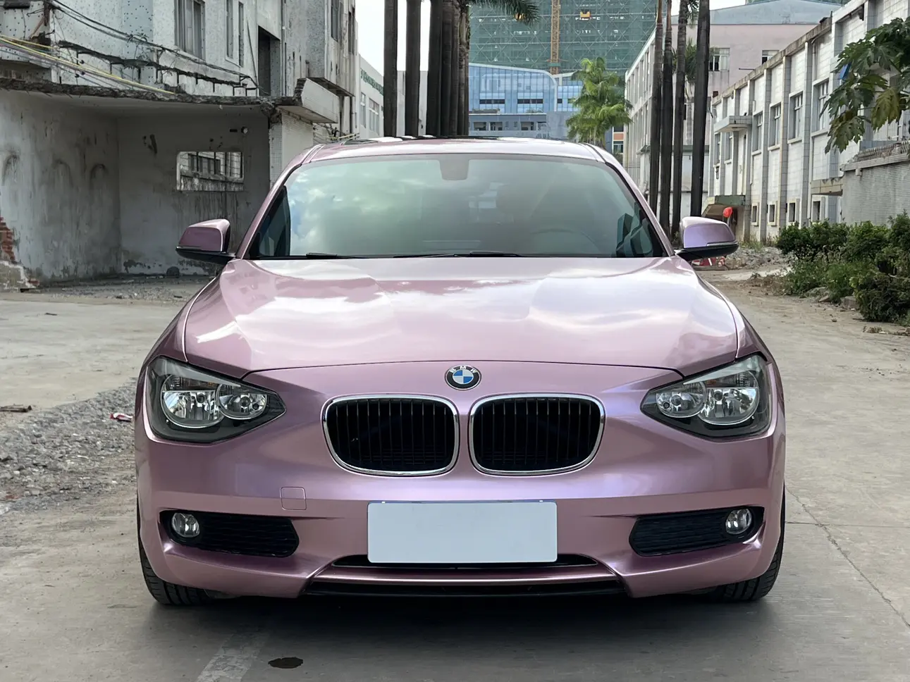 BMW 1 Series (imported)  из Китая
