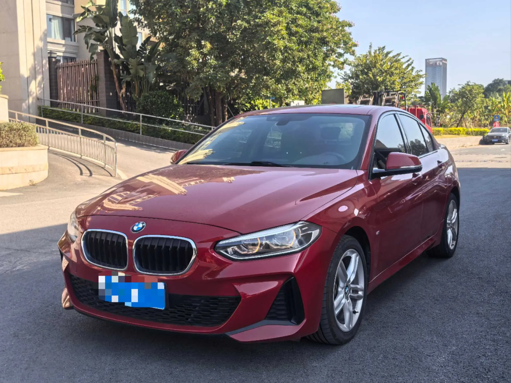 BMW 1 Series  из Китая